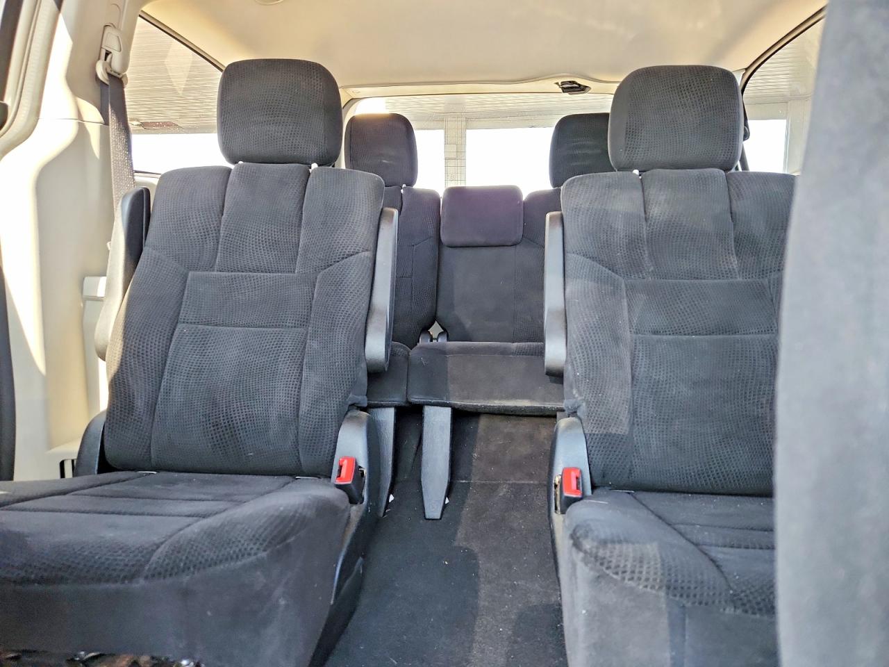Dodge Caravan Sxt