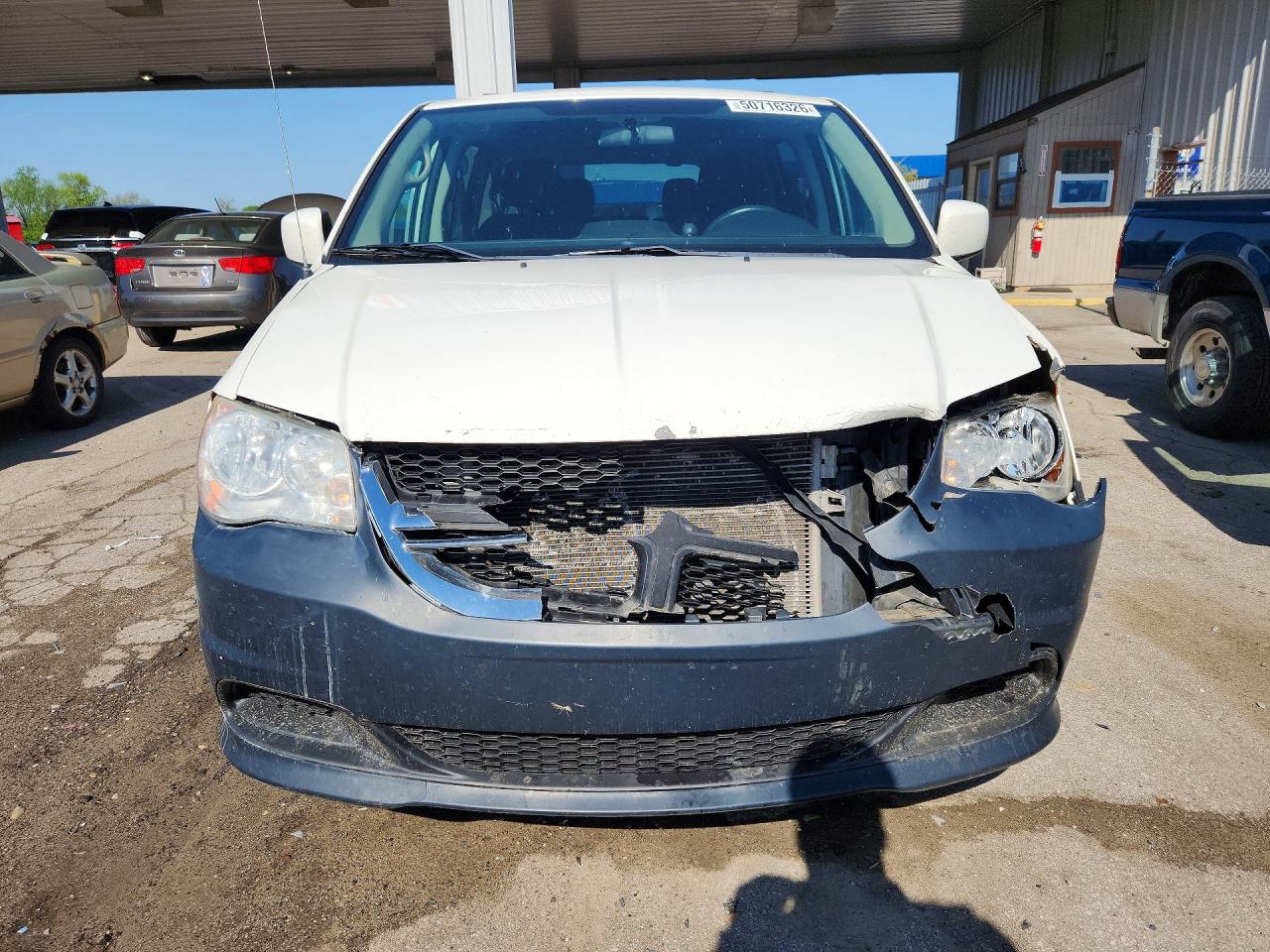 Dodge Caravan Sxt