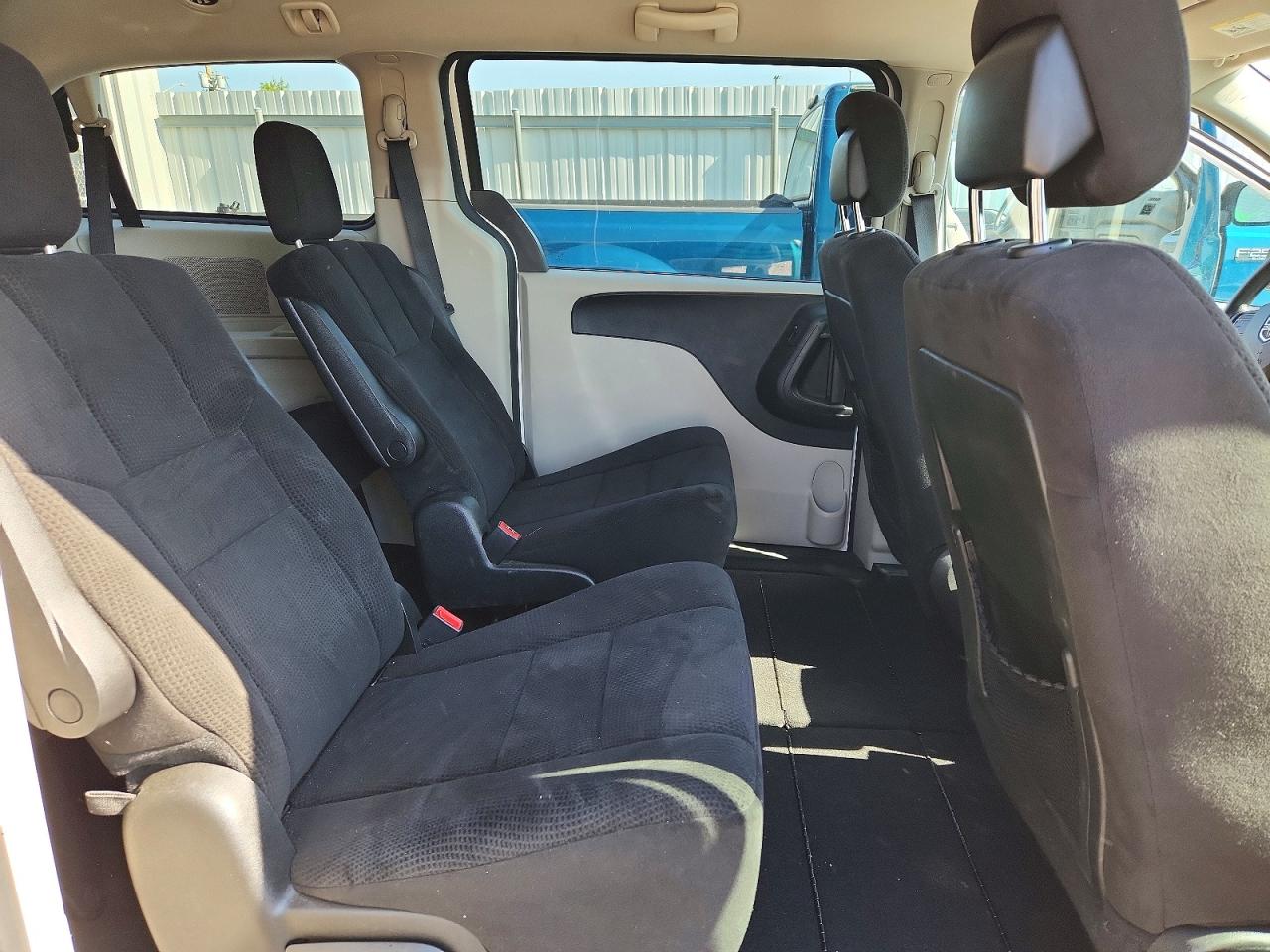 Dodge Caravan Sxt