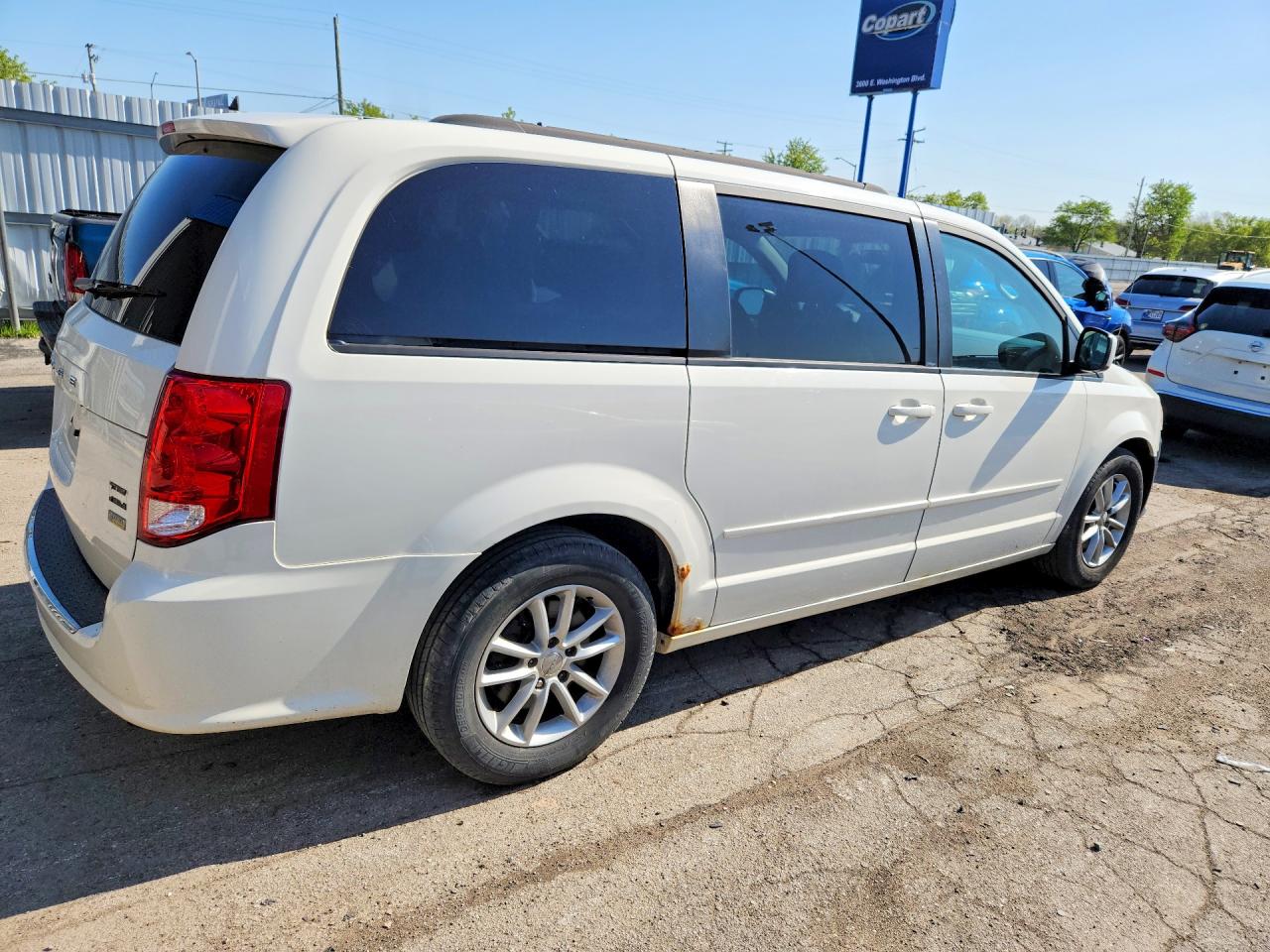 Dodge Caravan Sxt