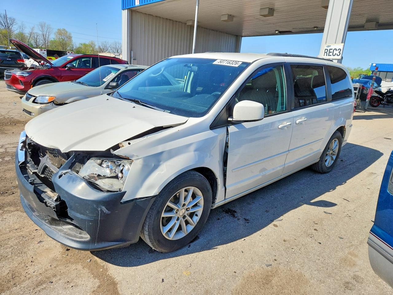 Salvage Dodge Caravan Image