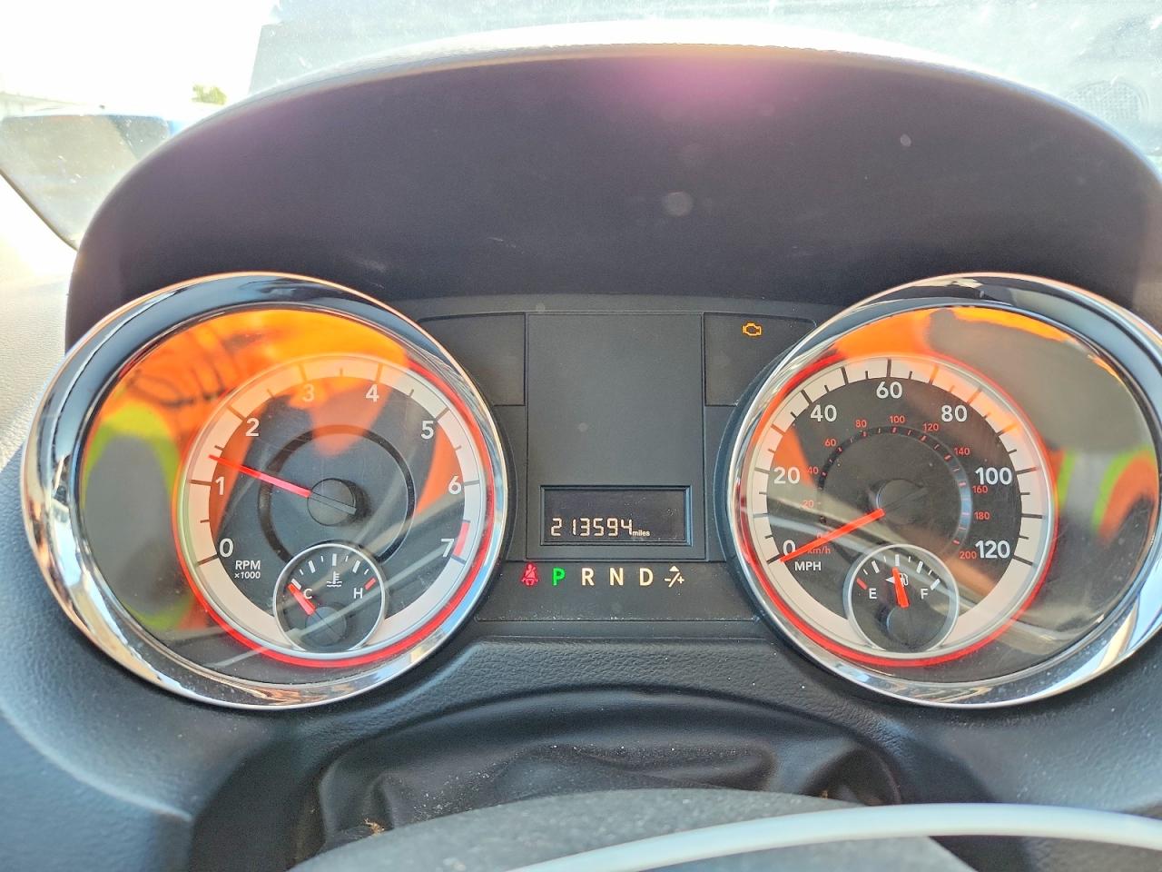 Dodge Caravan Sxt