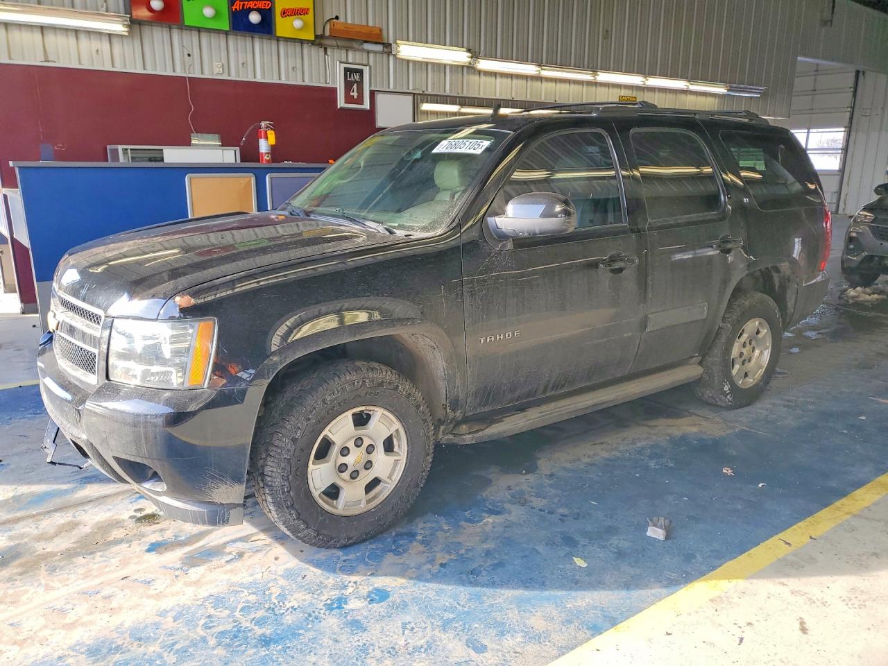 Salvage Chevrolet Tahoe Image