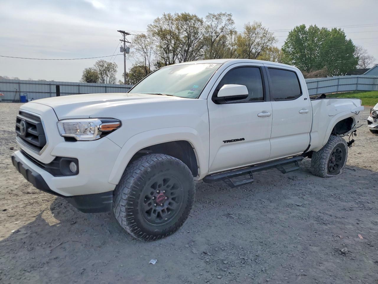 Salvage Toyota Tacoma Image