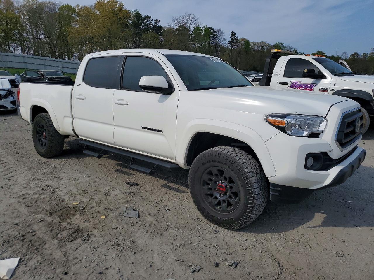 Toyota Tacoma Sr5 V6