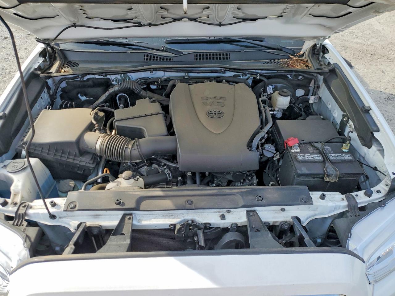 Toyota Tacoma Sr5 V6