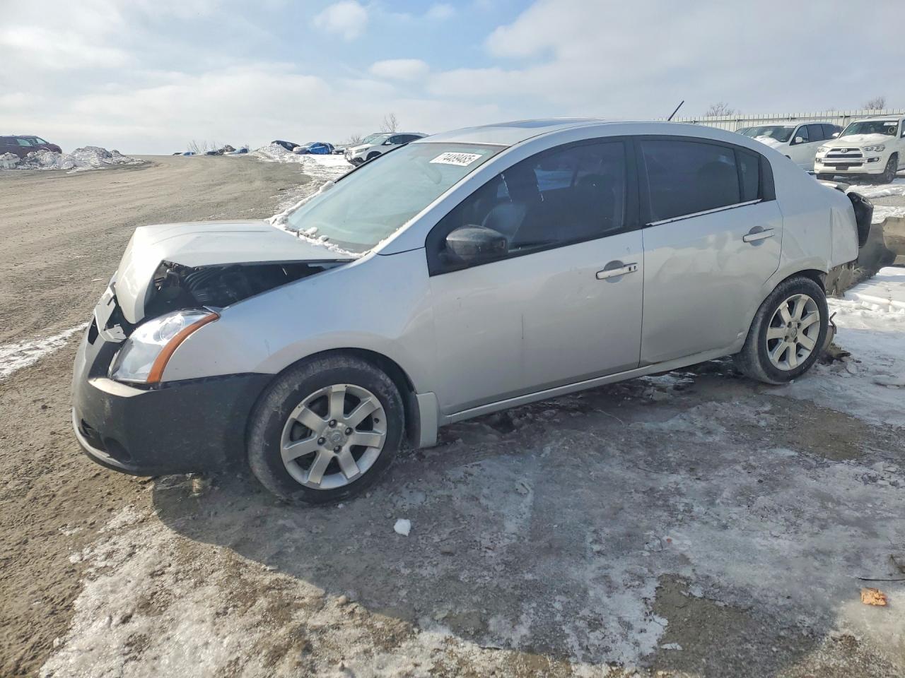 Salvage Nissan Sentra Image