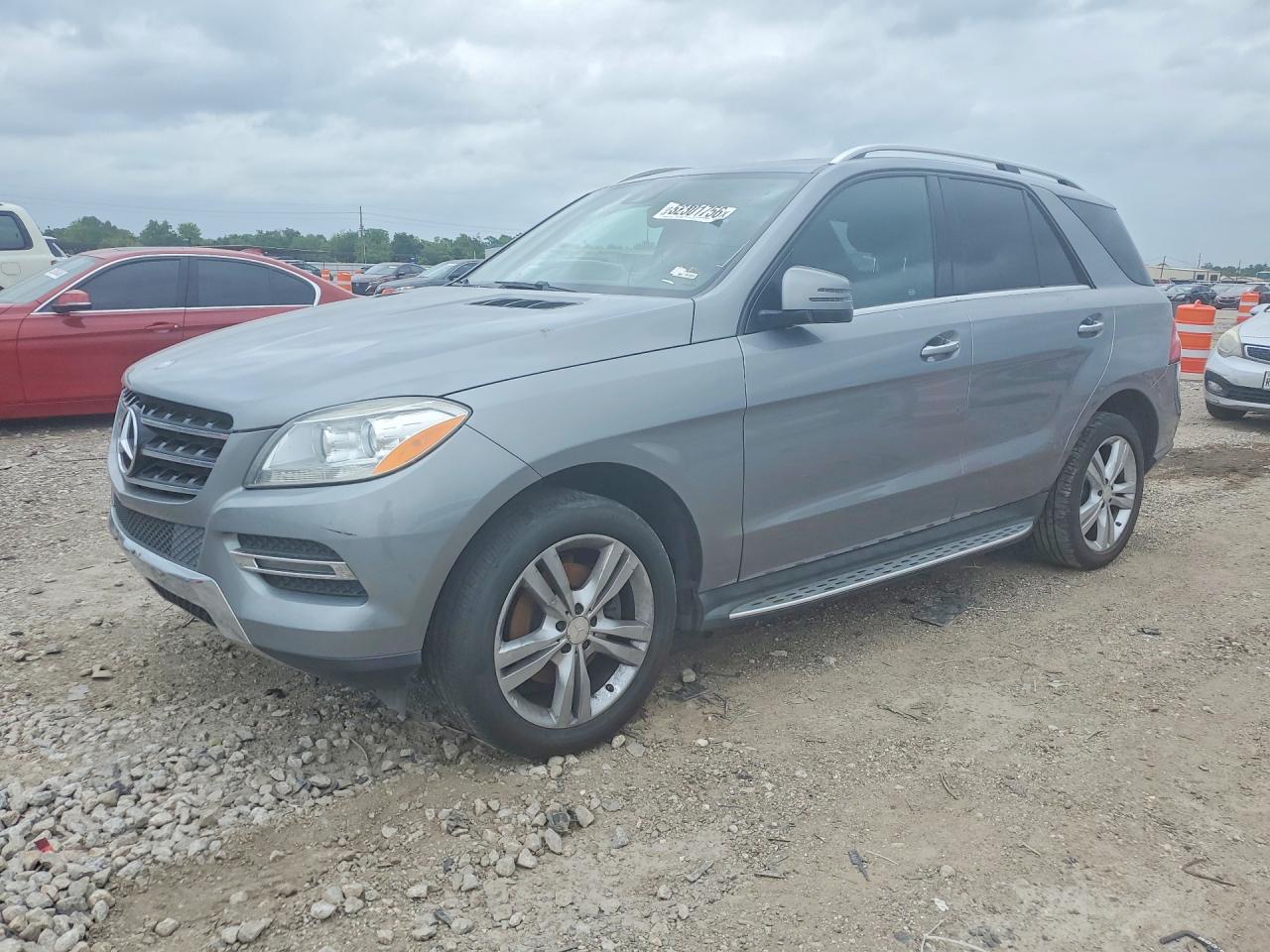 Salvage Mercedes-Benz M-Class Image