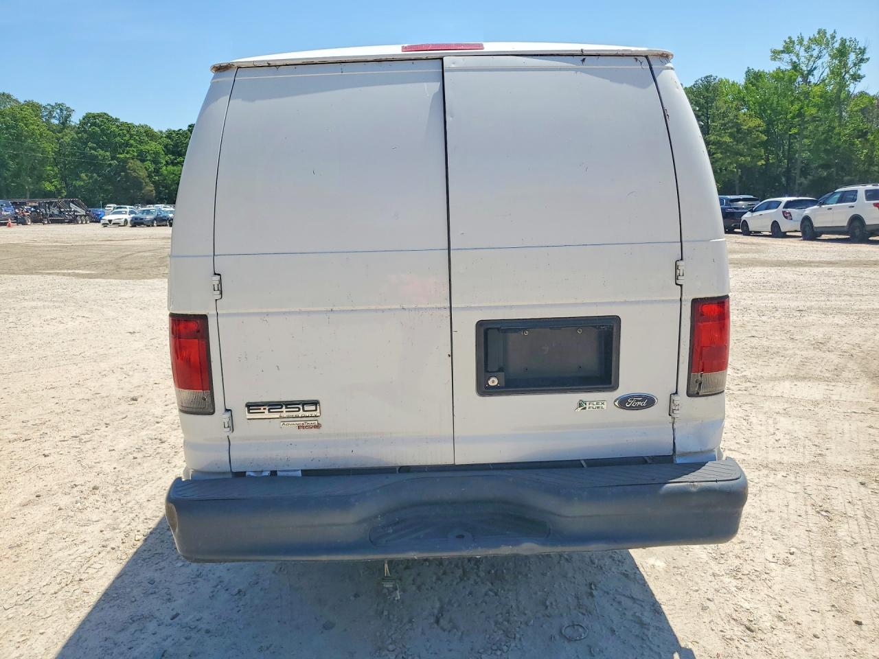 Ford Econoline E250 Van