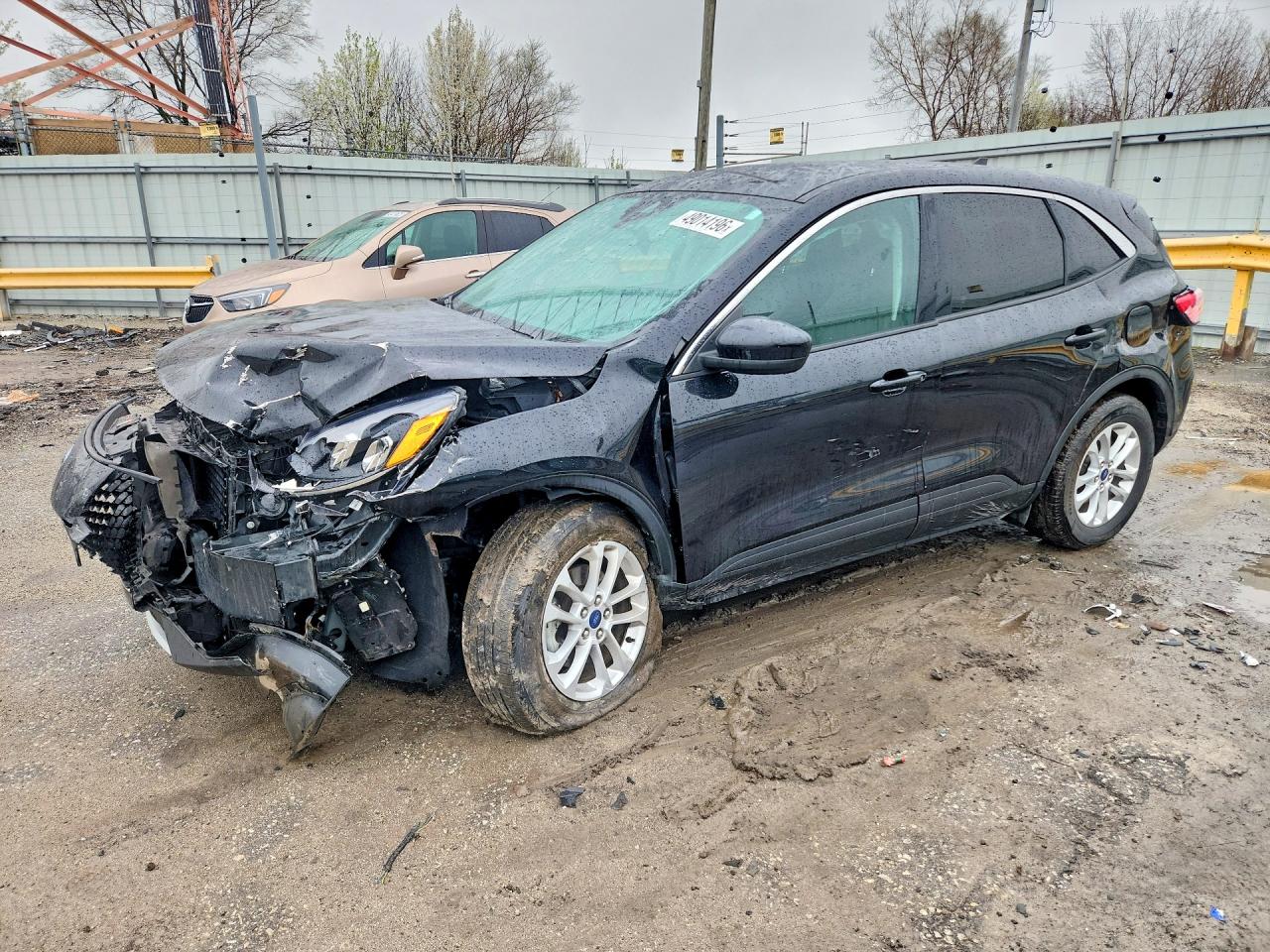 Salvage Ford Escape Image