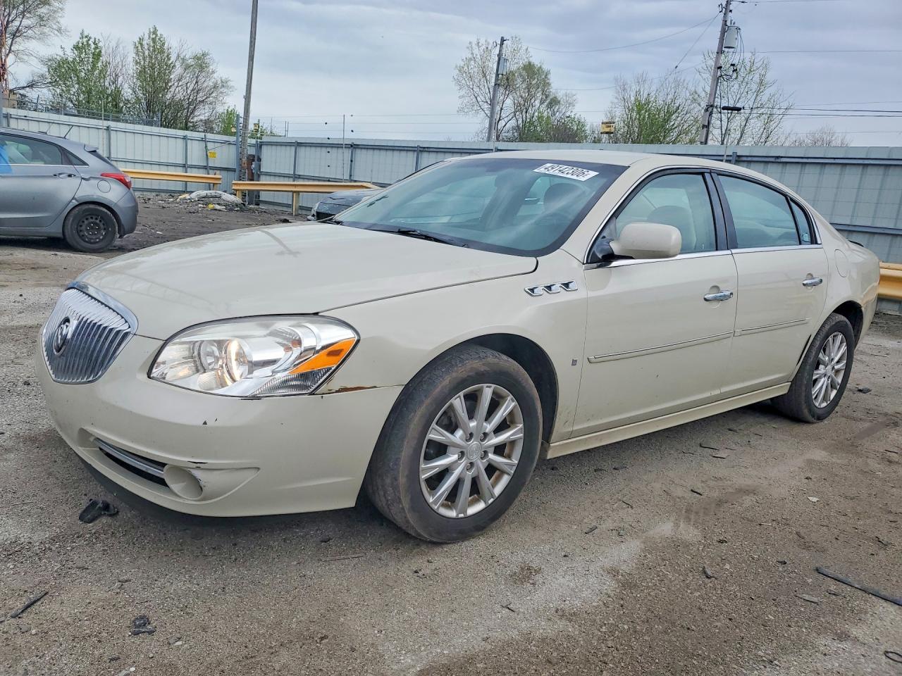 Salvage Buick Lucerne Image