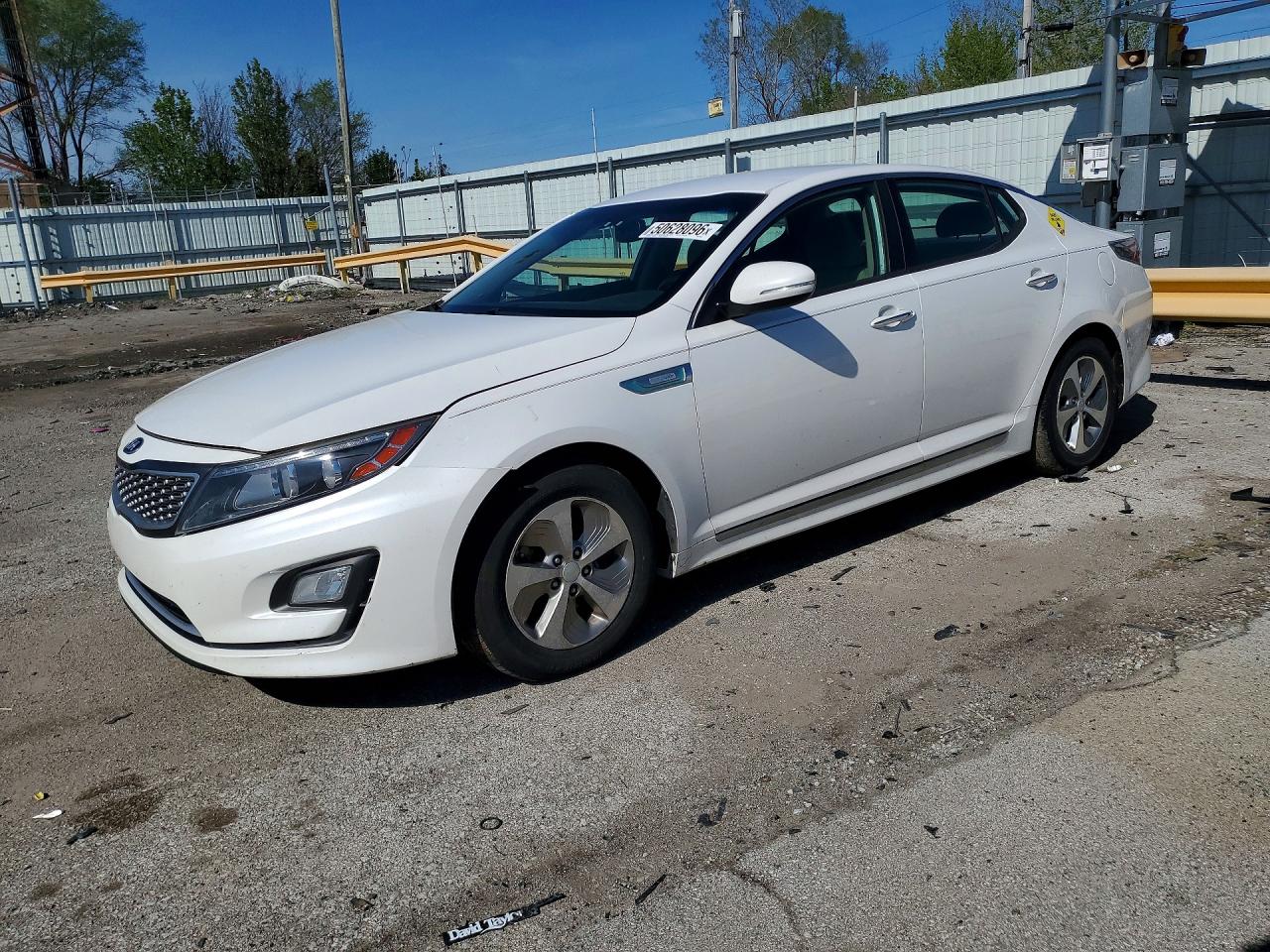 Salvage Kia Optima Image