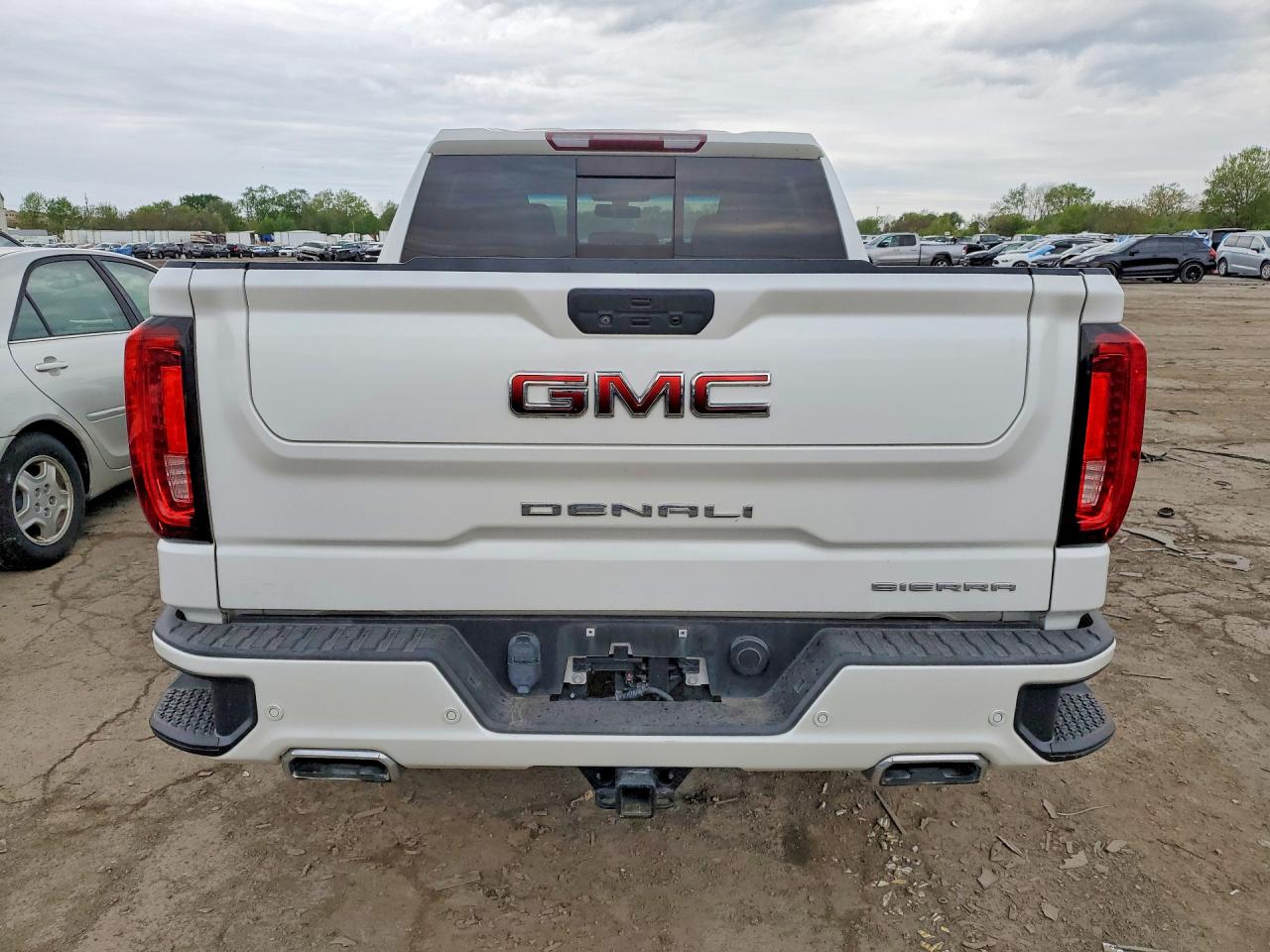 GMC Sierra C1500 Denali