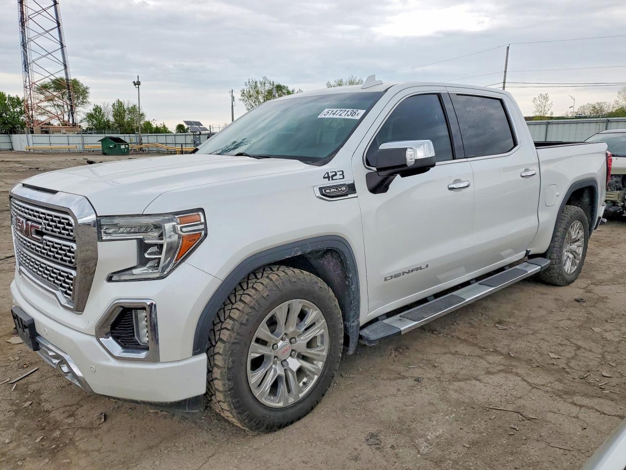 Salvage GMC Sierra Image
