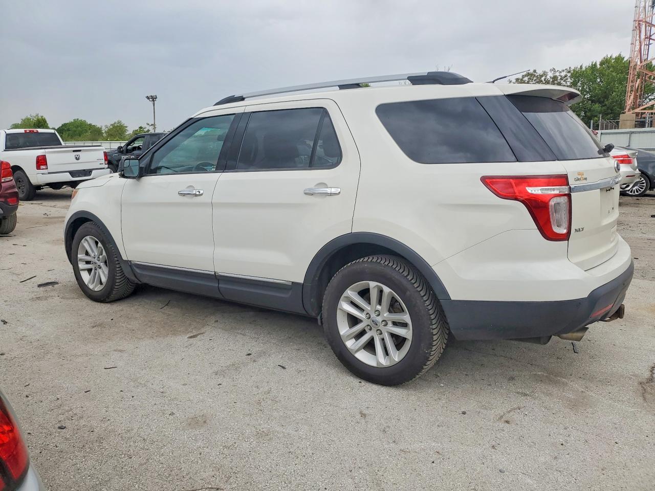 Ford Explorer Xlt