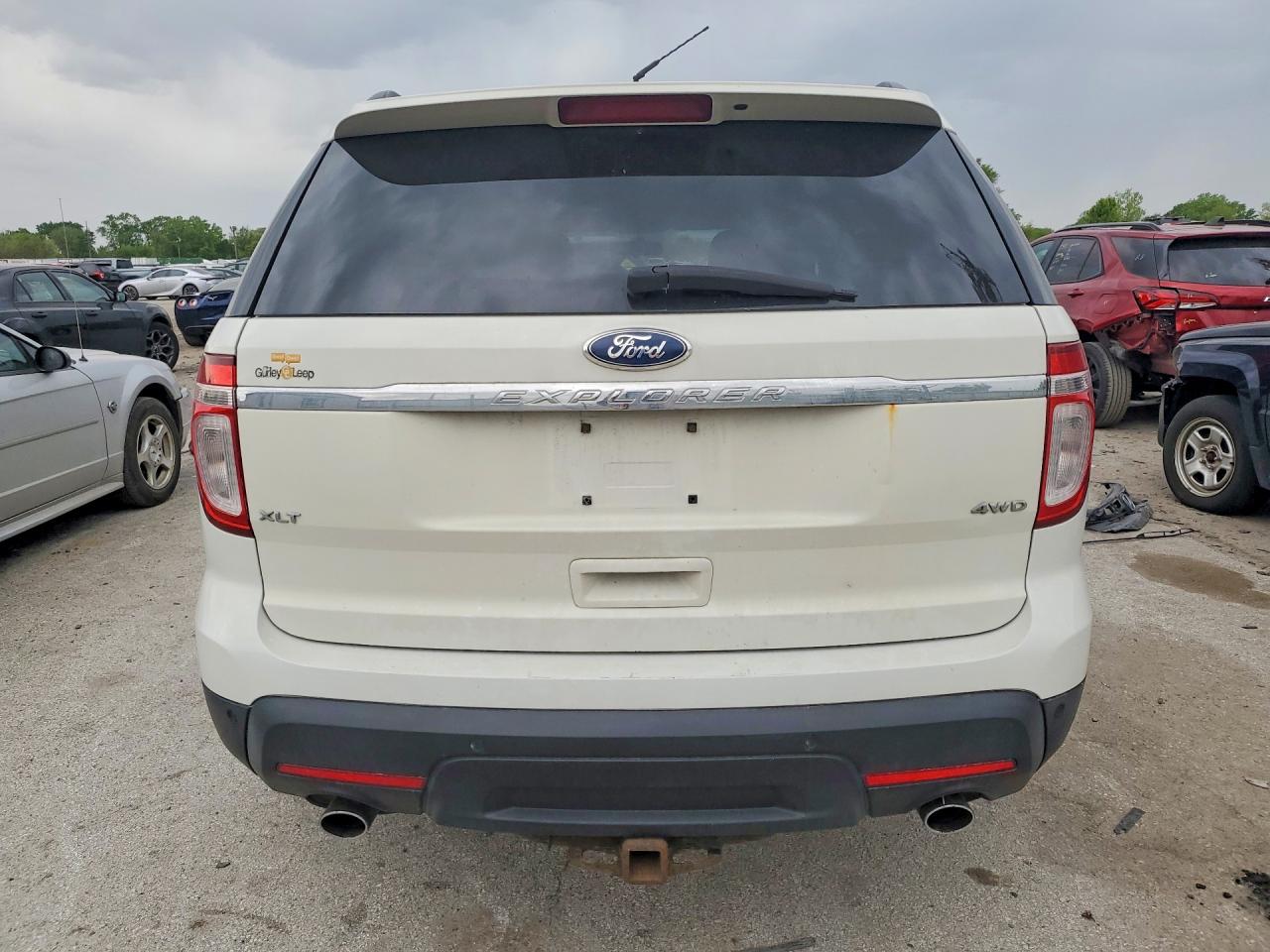 Ford Explorer Xlt