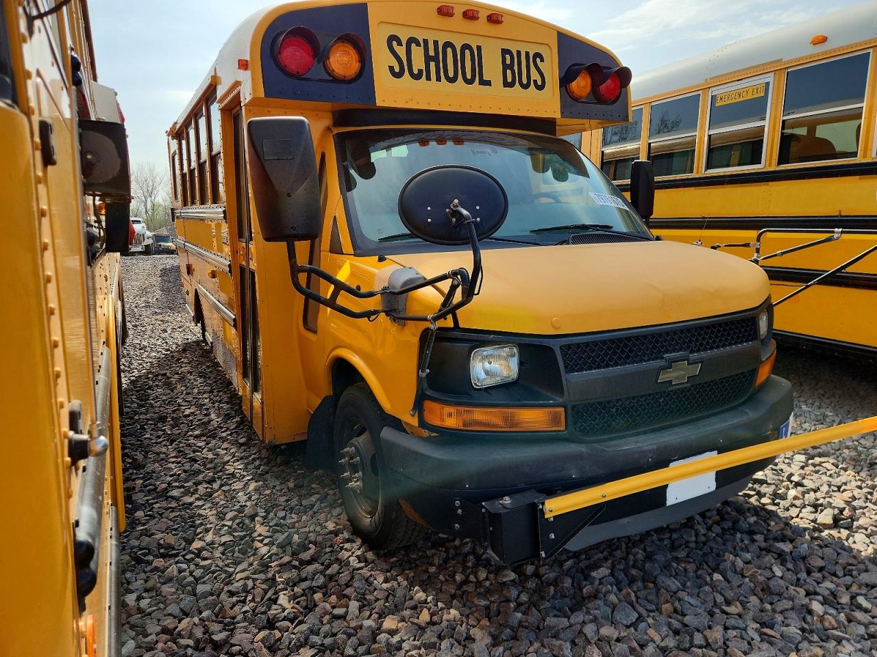 Salvage Chevrolet Express Image