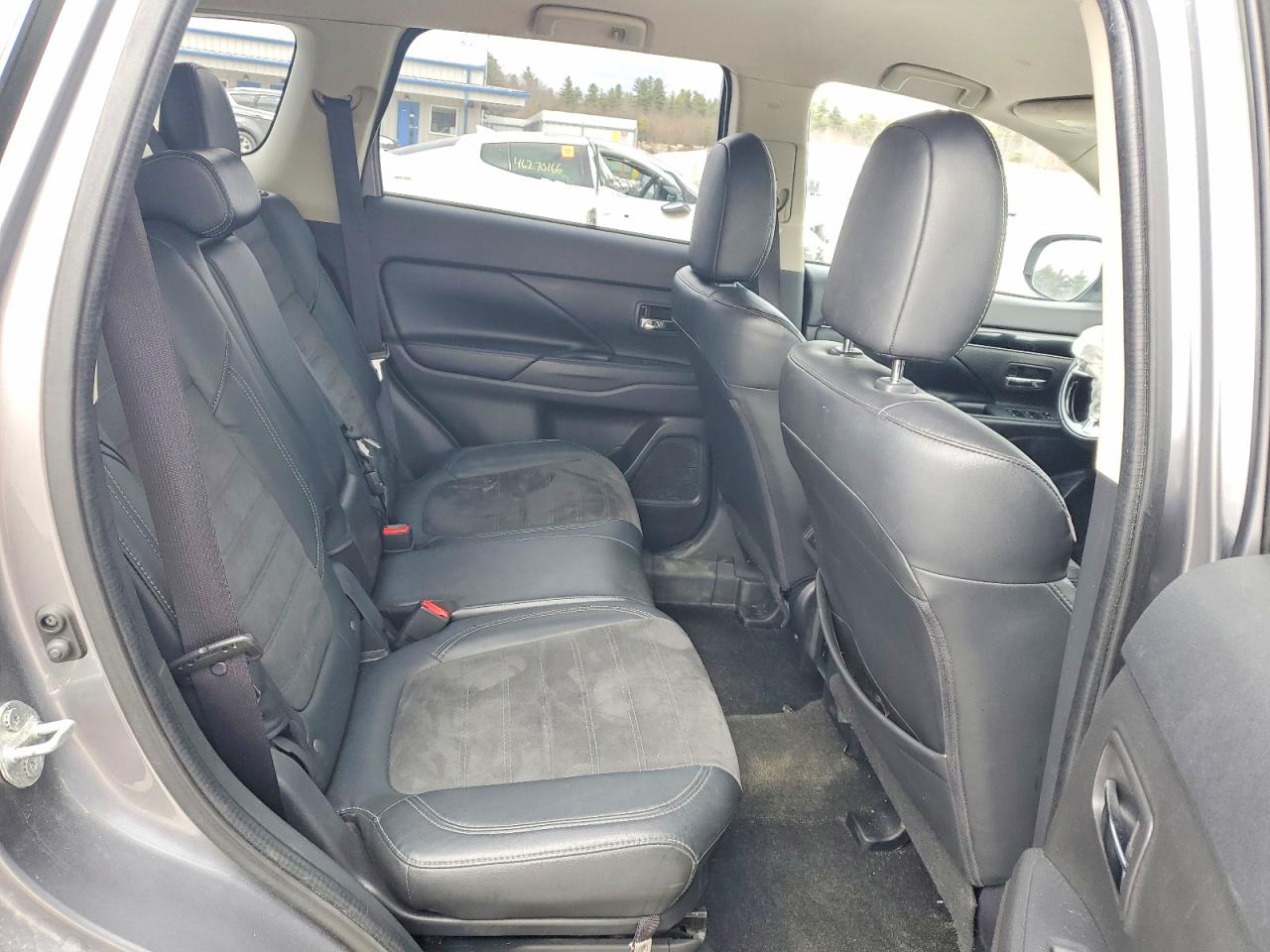 Mitsubishi Outlander Se