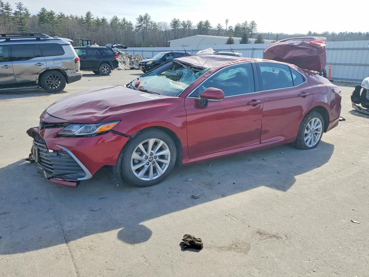 Salvage Toyota Camry Image
