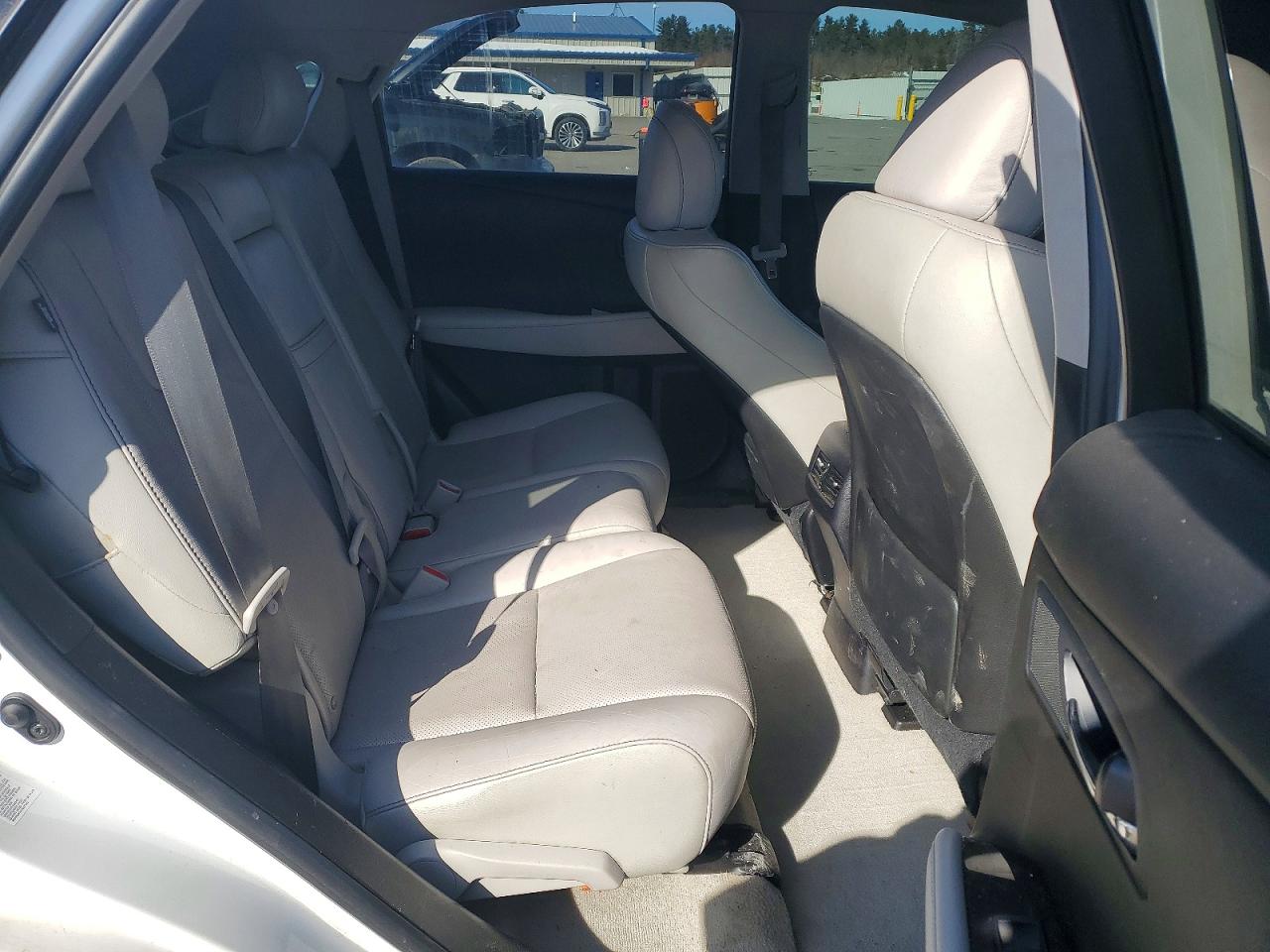 Lexus RX Base