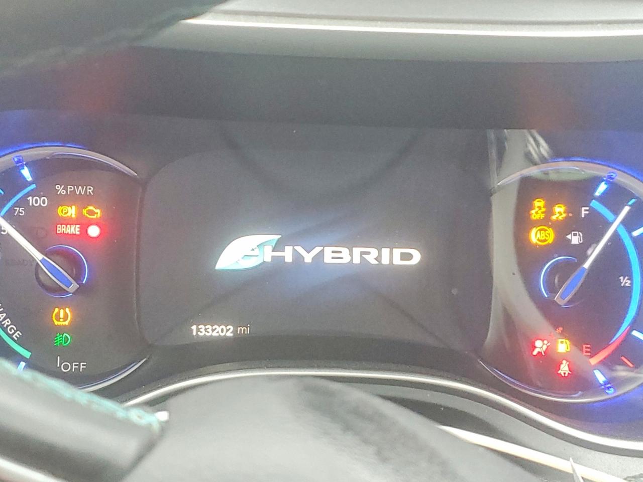 Chrysler Pacifica Hybrid Touring L