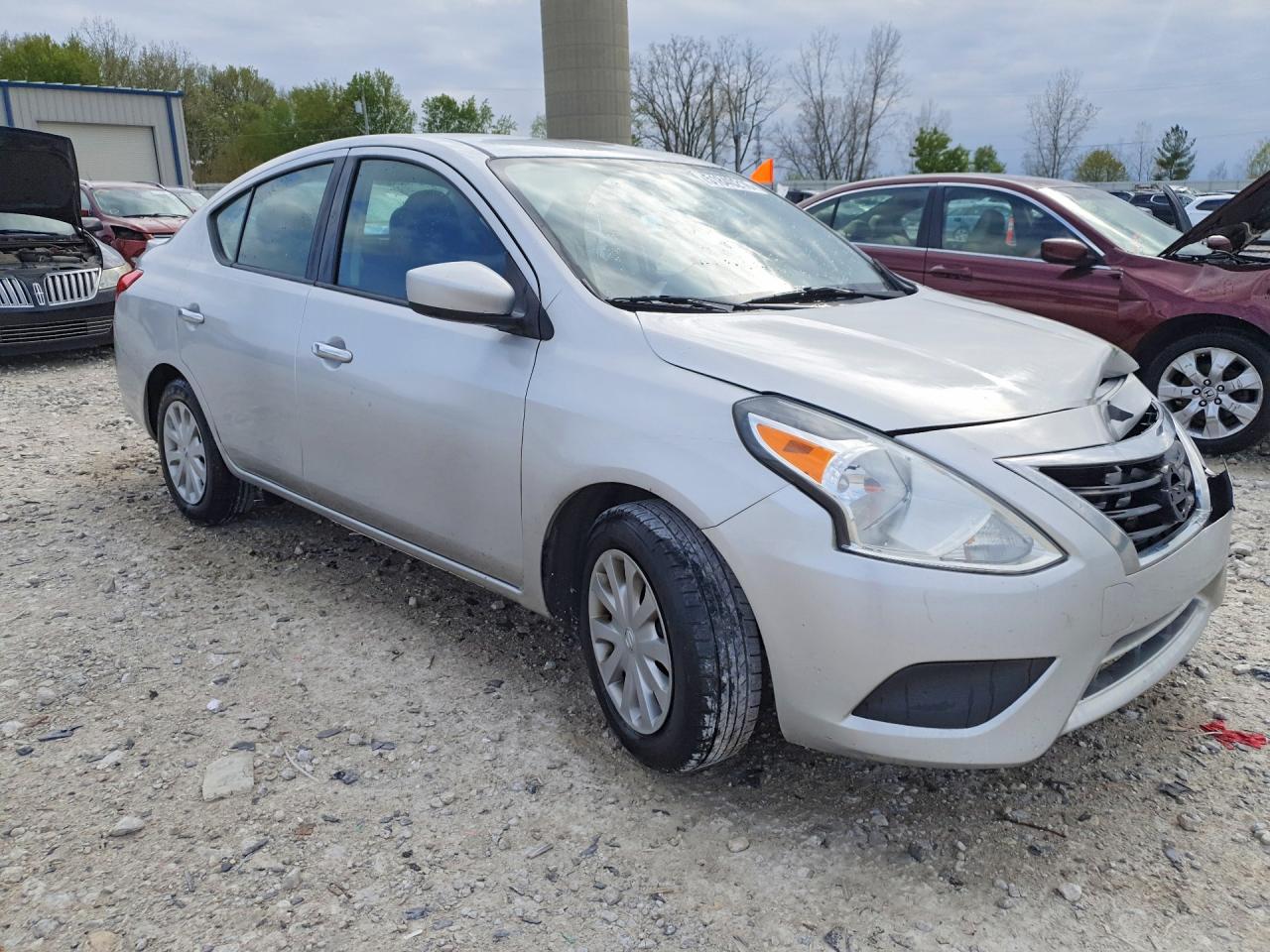 Nissan Versa Sv