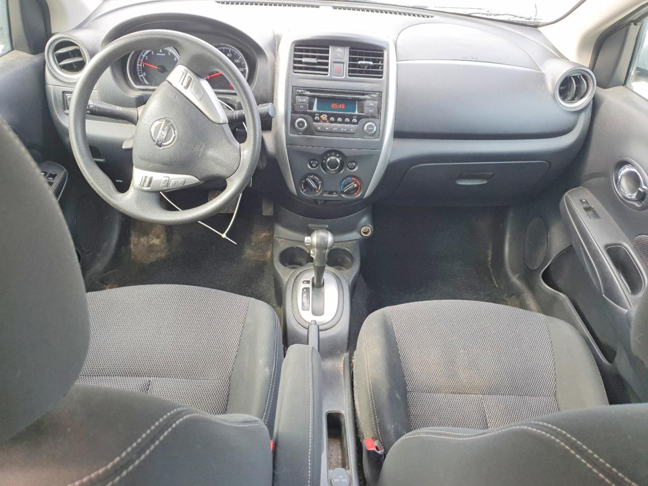 Nissan Versa Sv