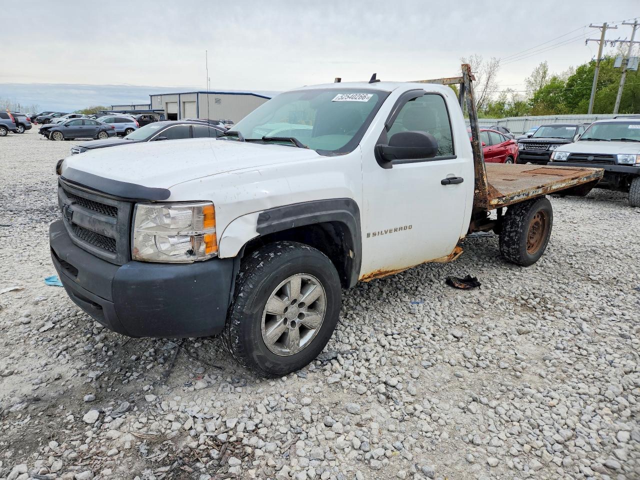 Salvage Chevrolet Silverado Image