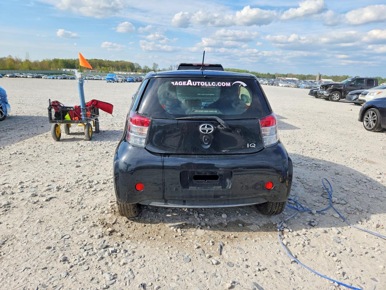 Scion iQ Base