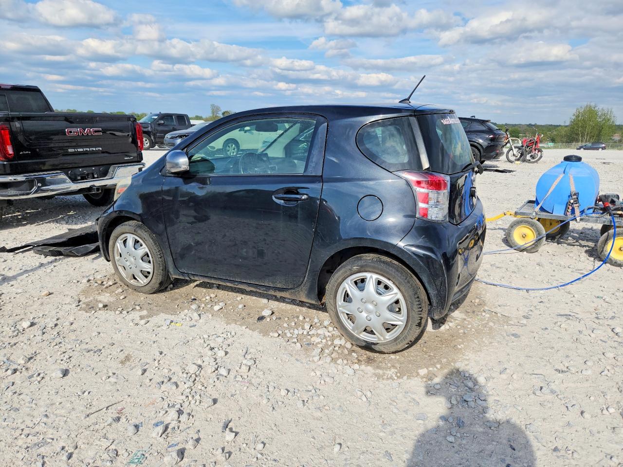 Scion iQ Base