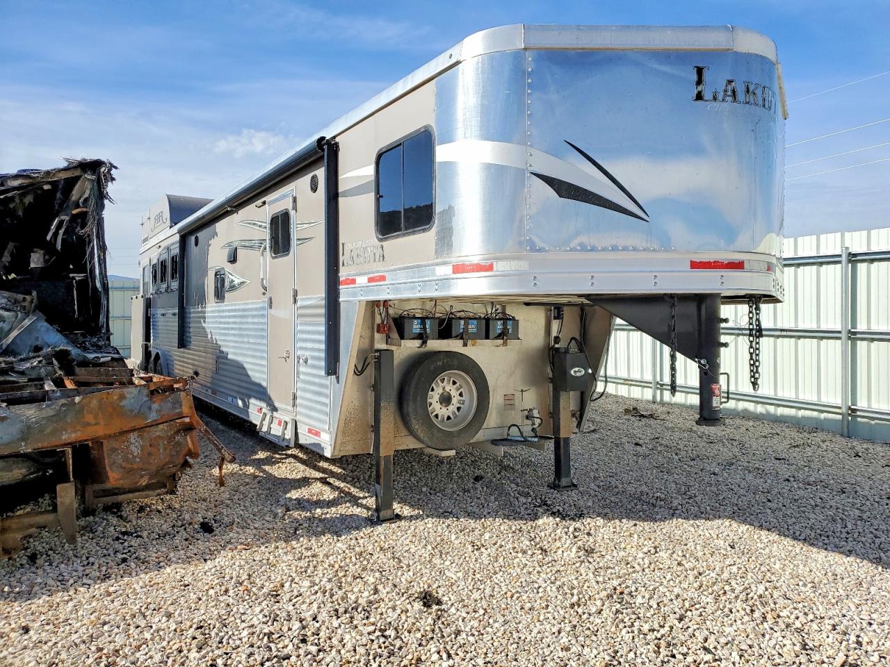 Salvage Lako Livestock Image