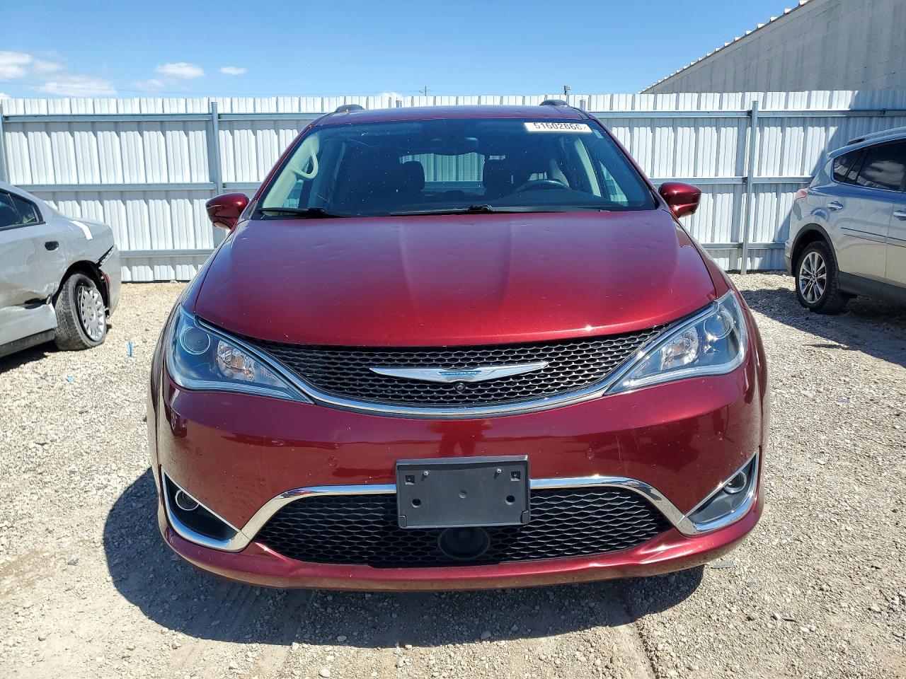 Chrysler Pacifica Touring L