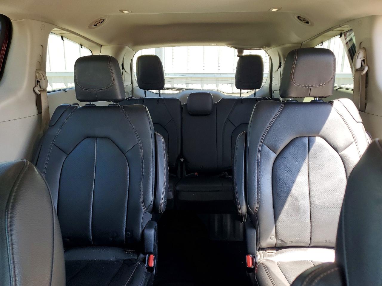Chrysler Pacifica Touring L