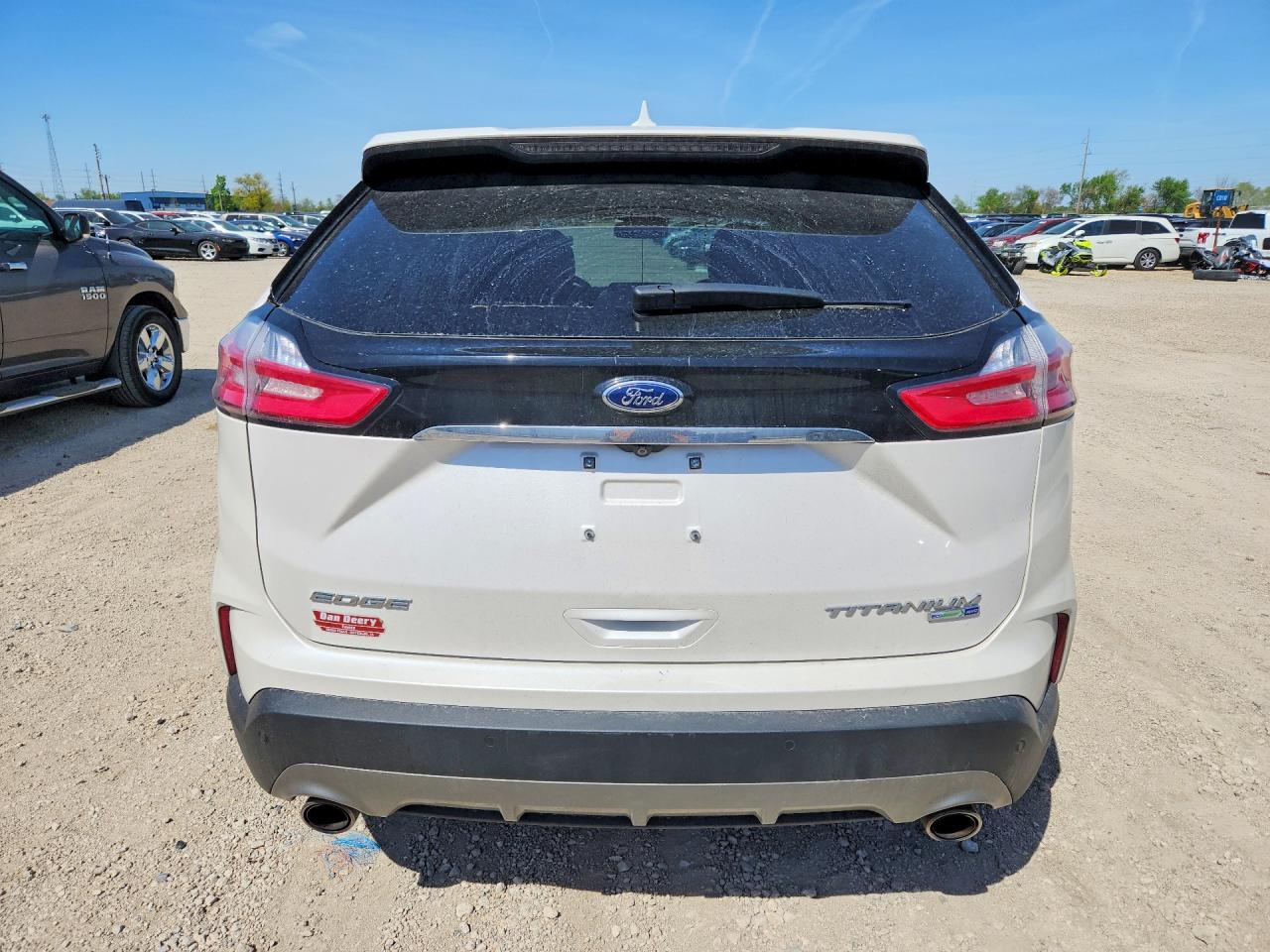 Ford Edge Titanium