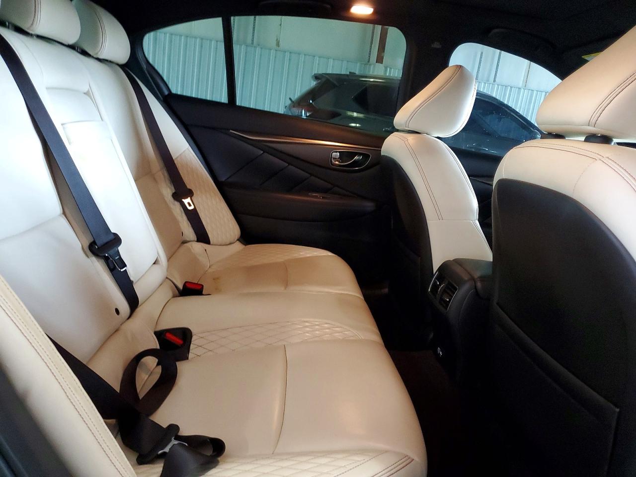 INFINITI Q50 Red Sport 400