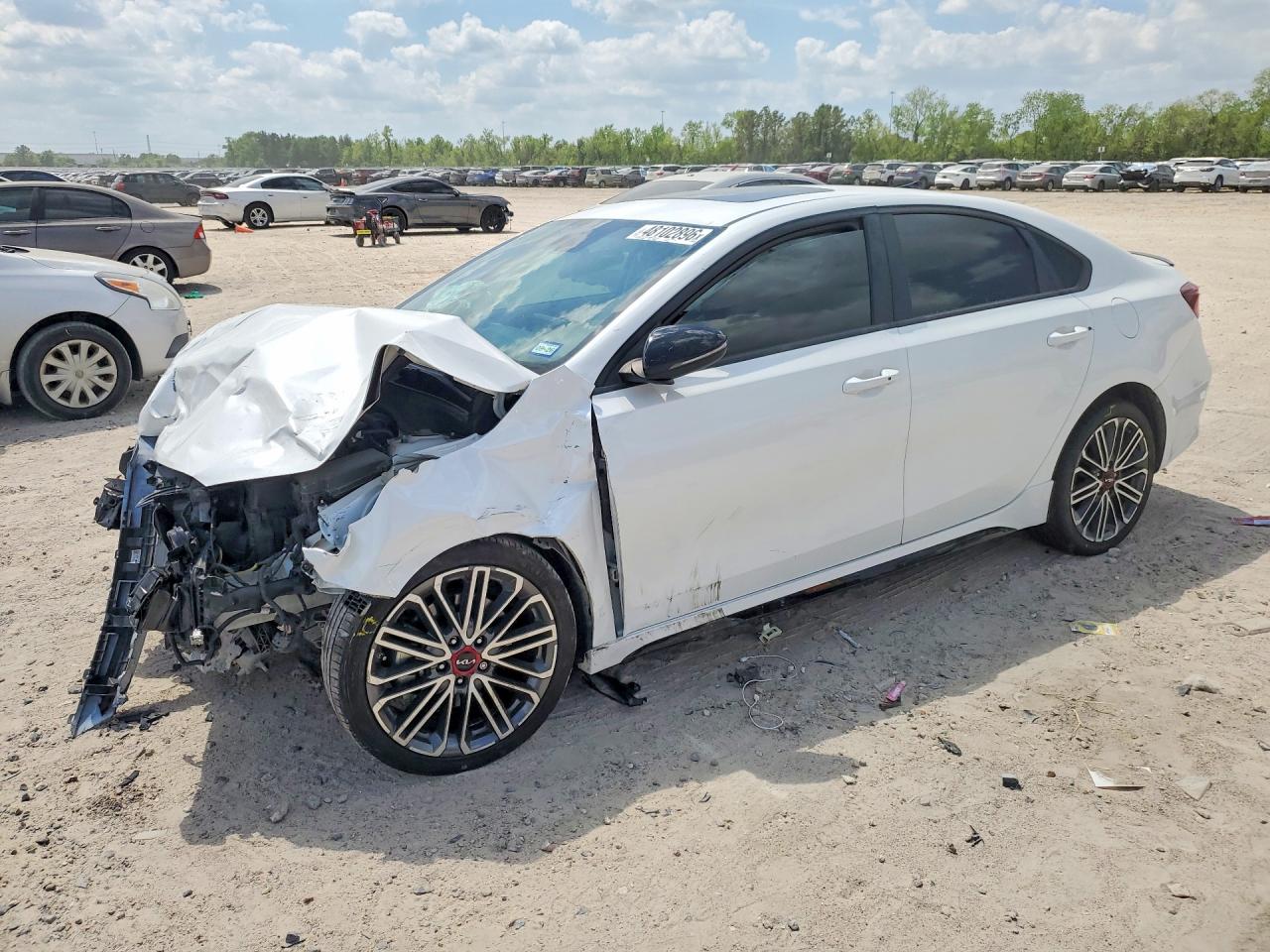 Salvage Kia Forte Image