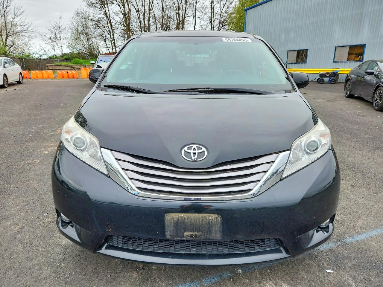 Toyota Sienna Xle 8-passenger