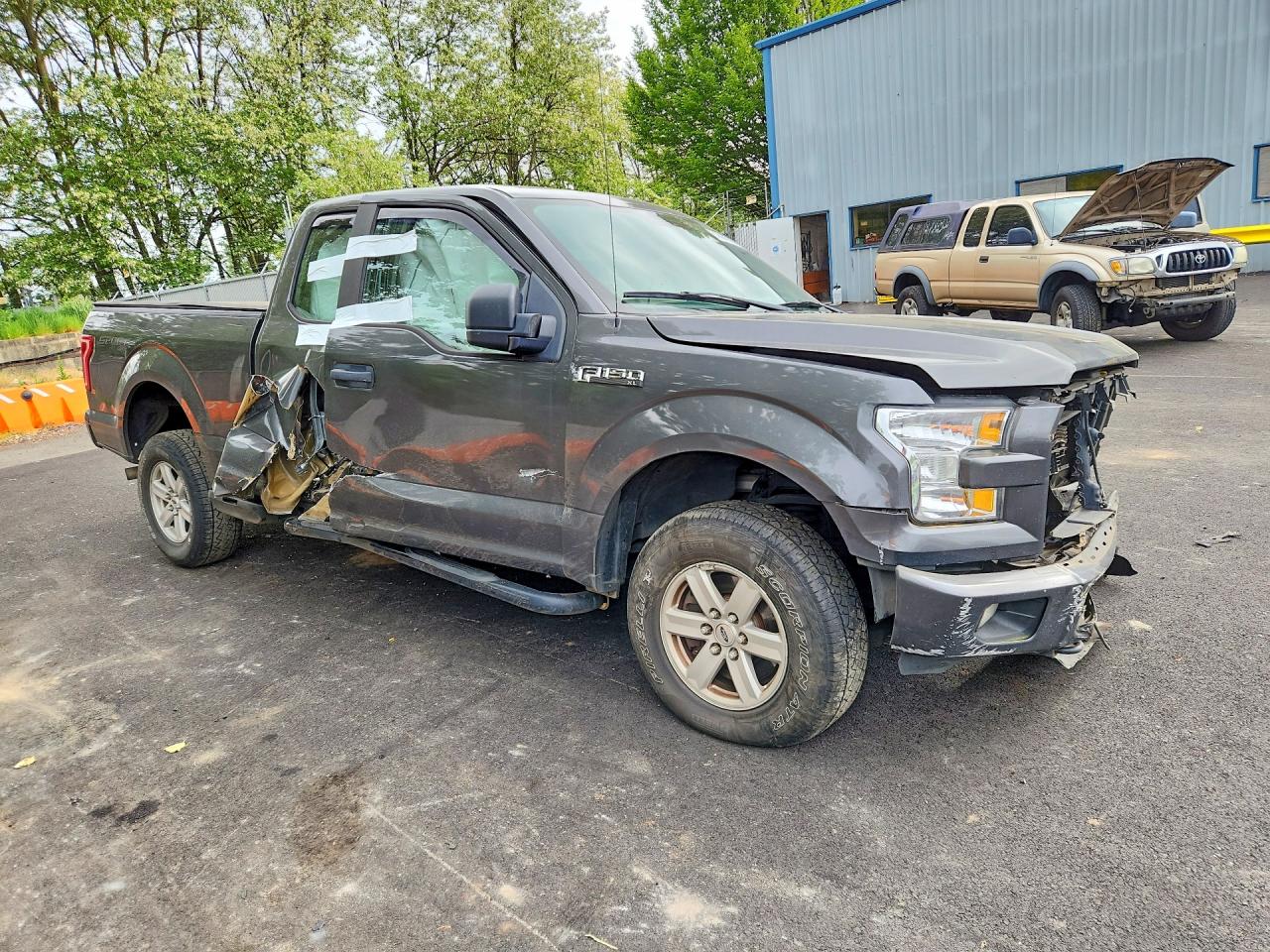 Ford F-150 Super Cab