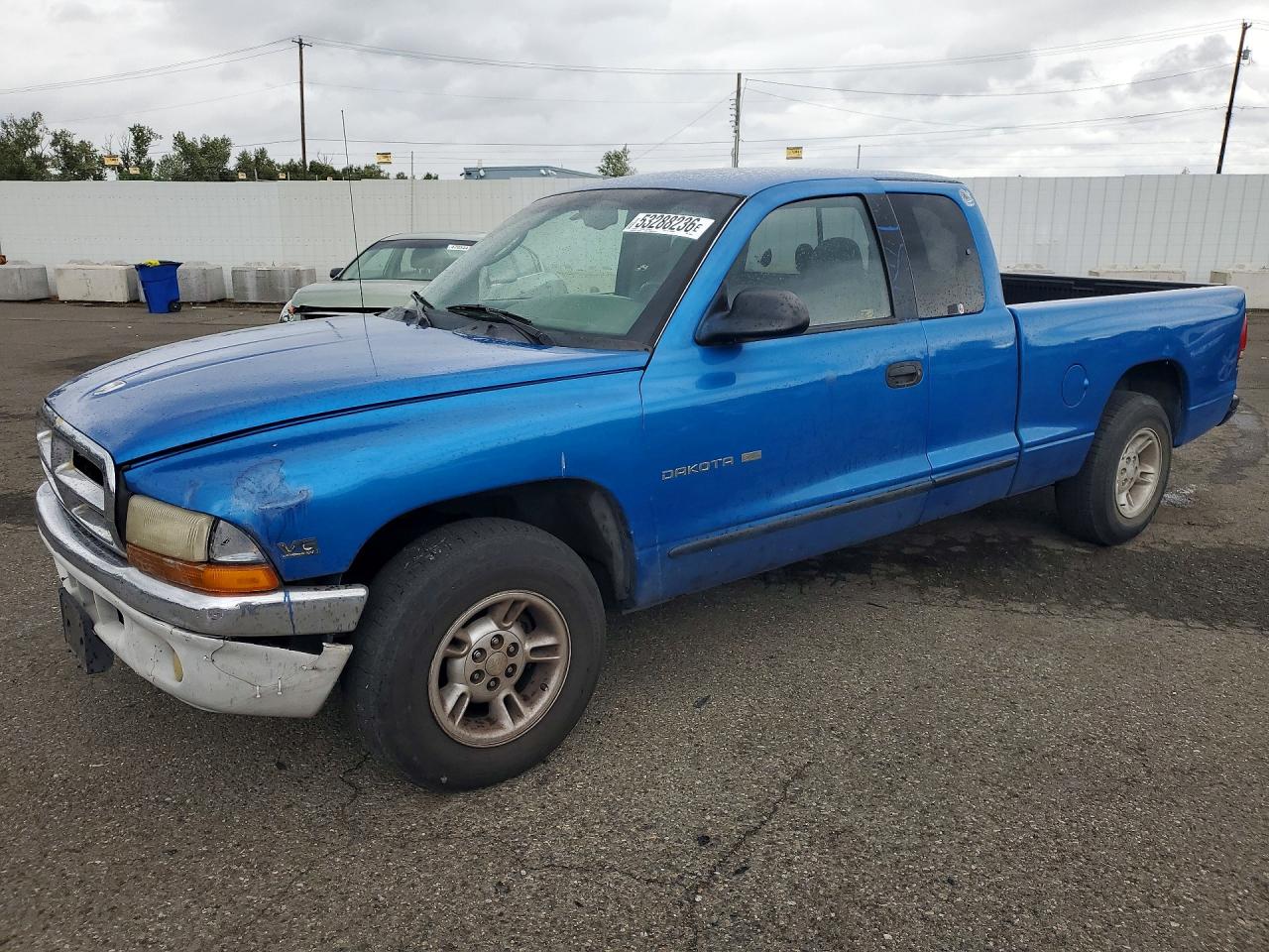 Salvage Dodge Dakota Image
