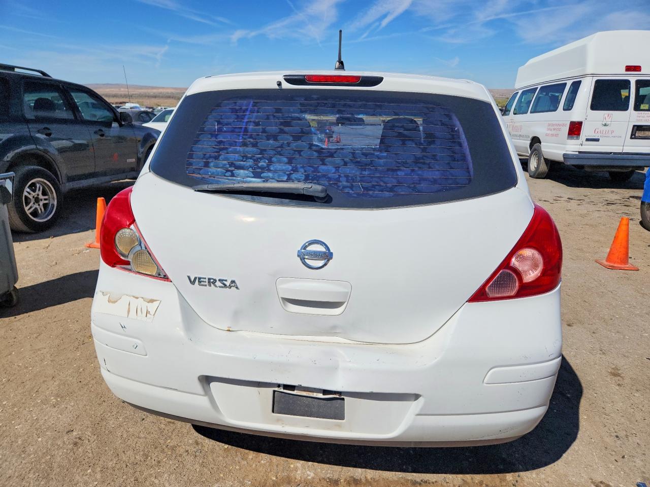 Nissan Versa 1.8 S