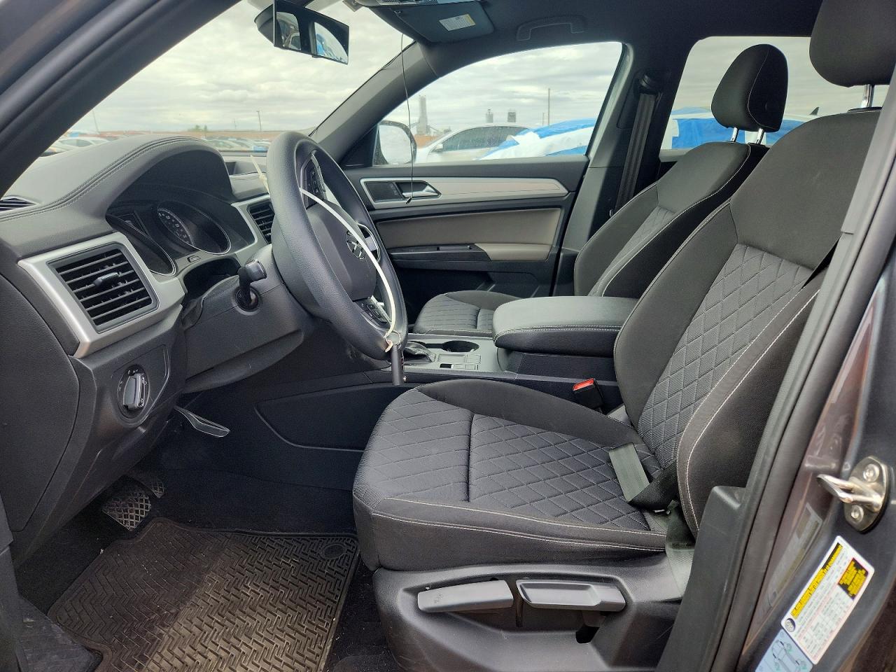 Volkswagen Atlas S