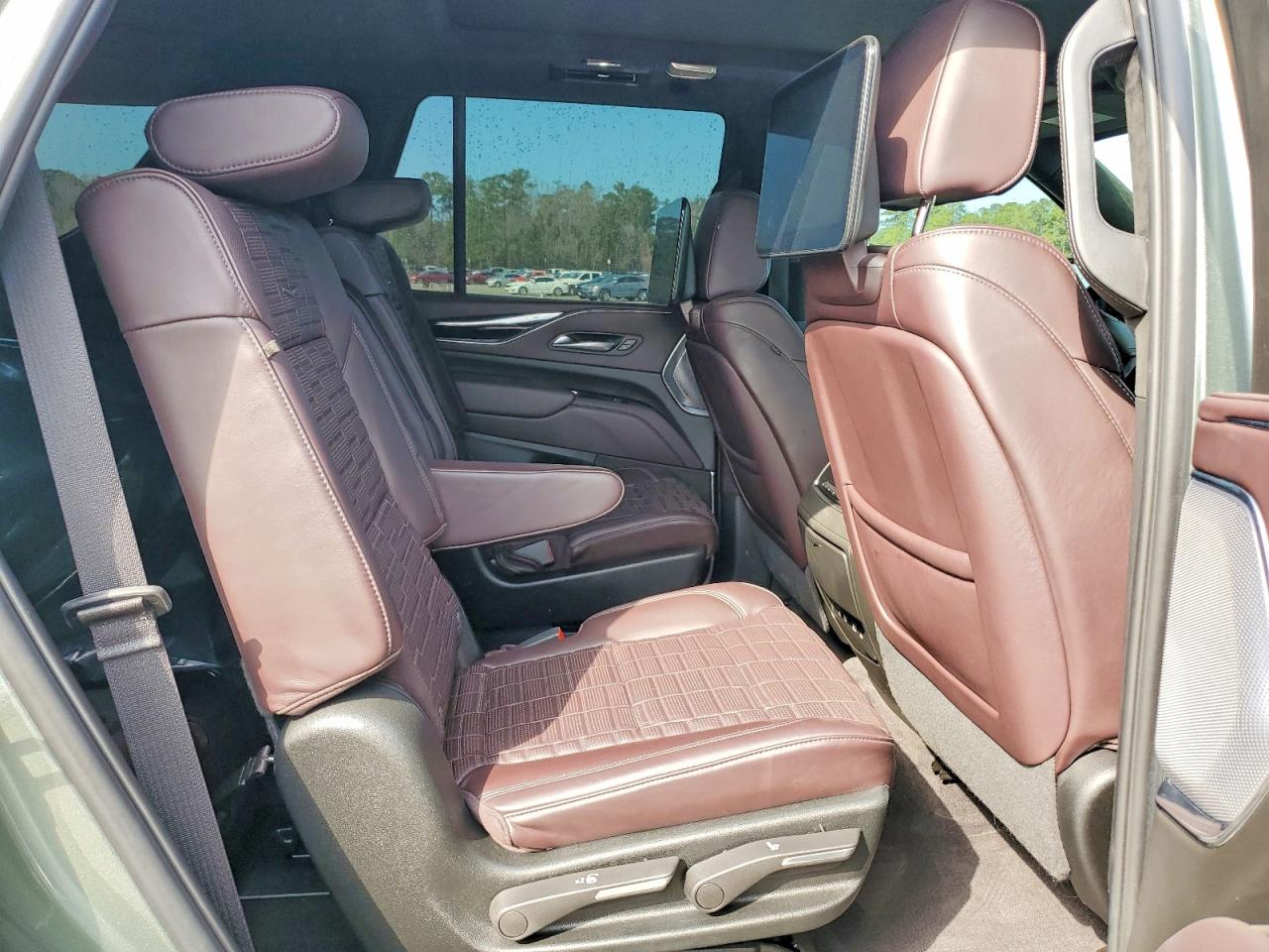 Cadillac Escalade Sport Platinum