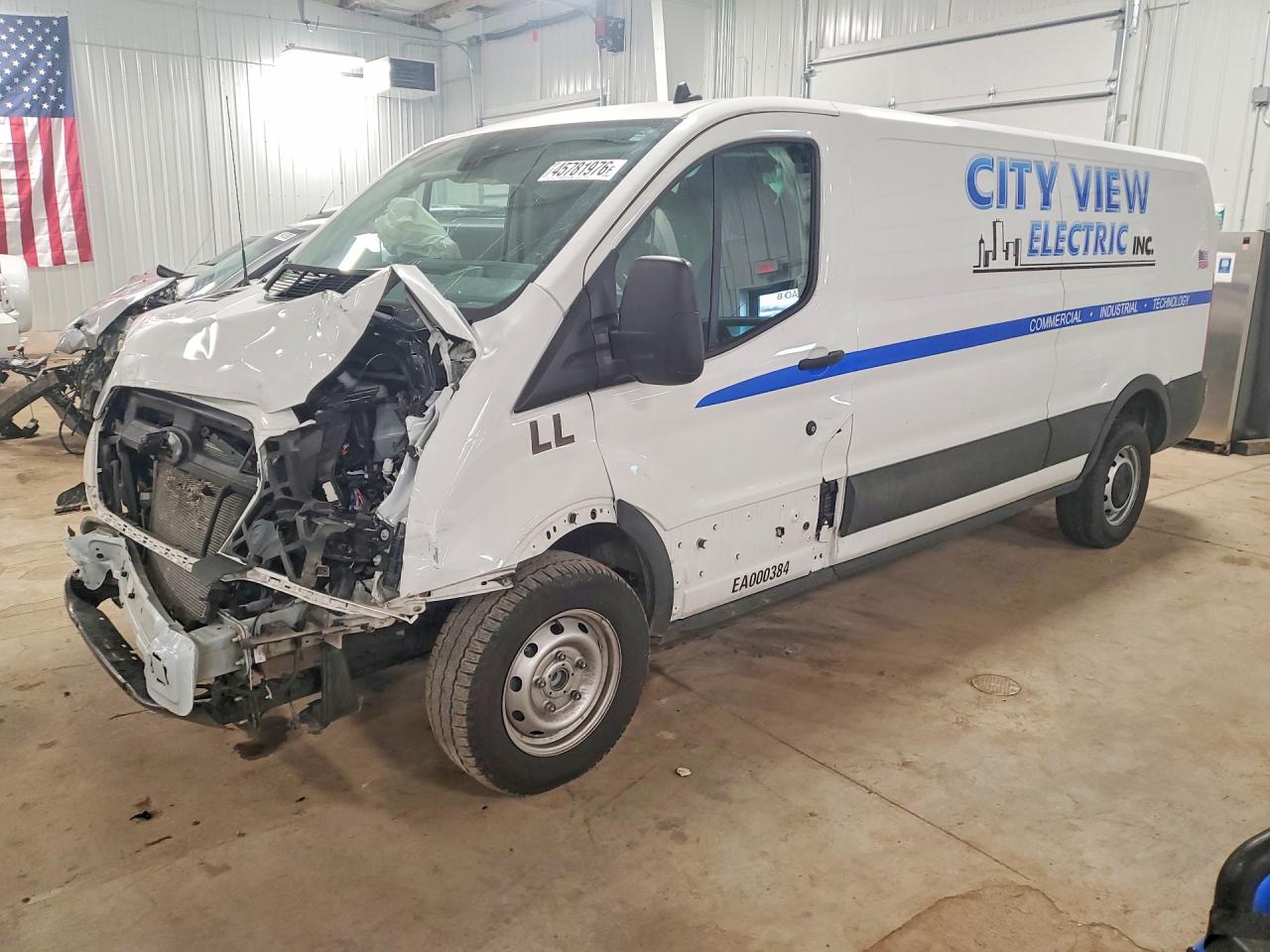 Salvage Ford Transit Image