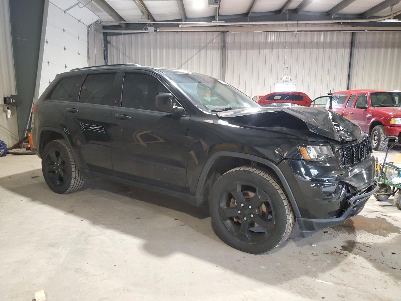 Jeep Grand Cherokee Laredo