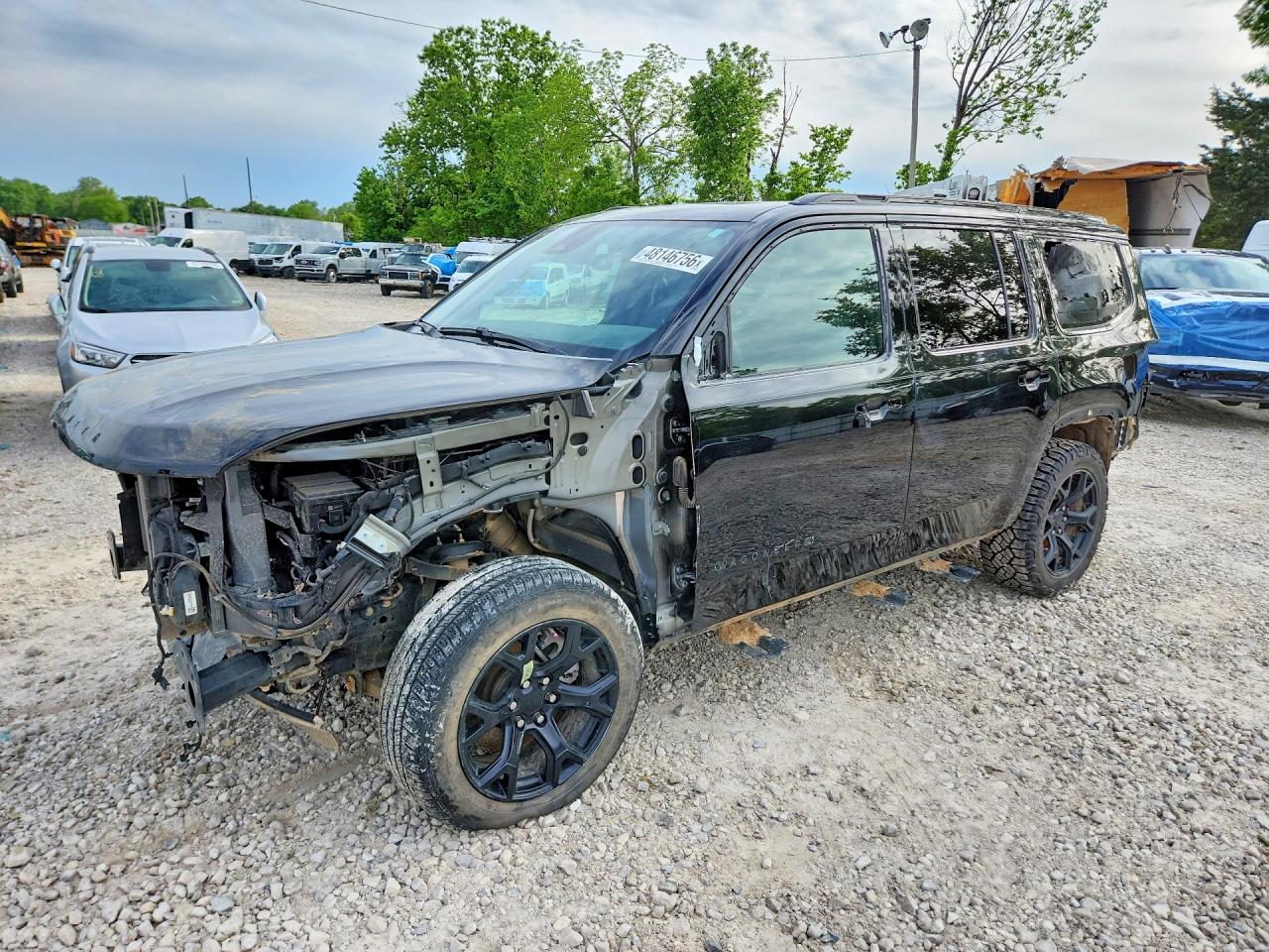 Salvage Jeep Wagoneer Image