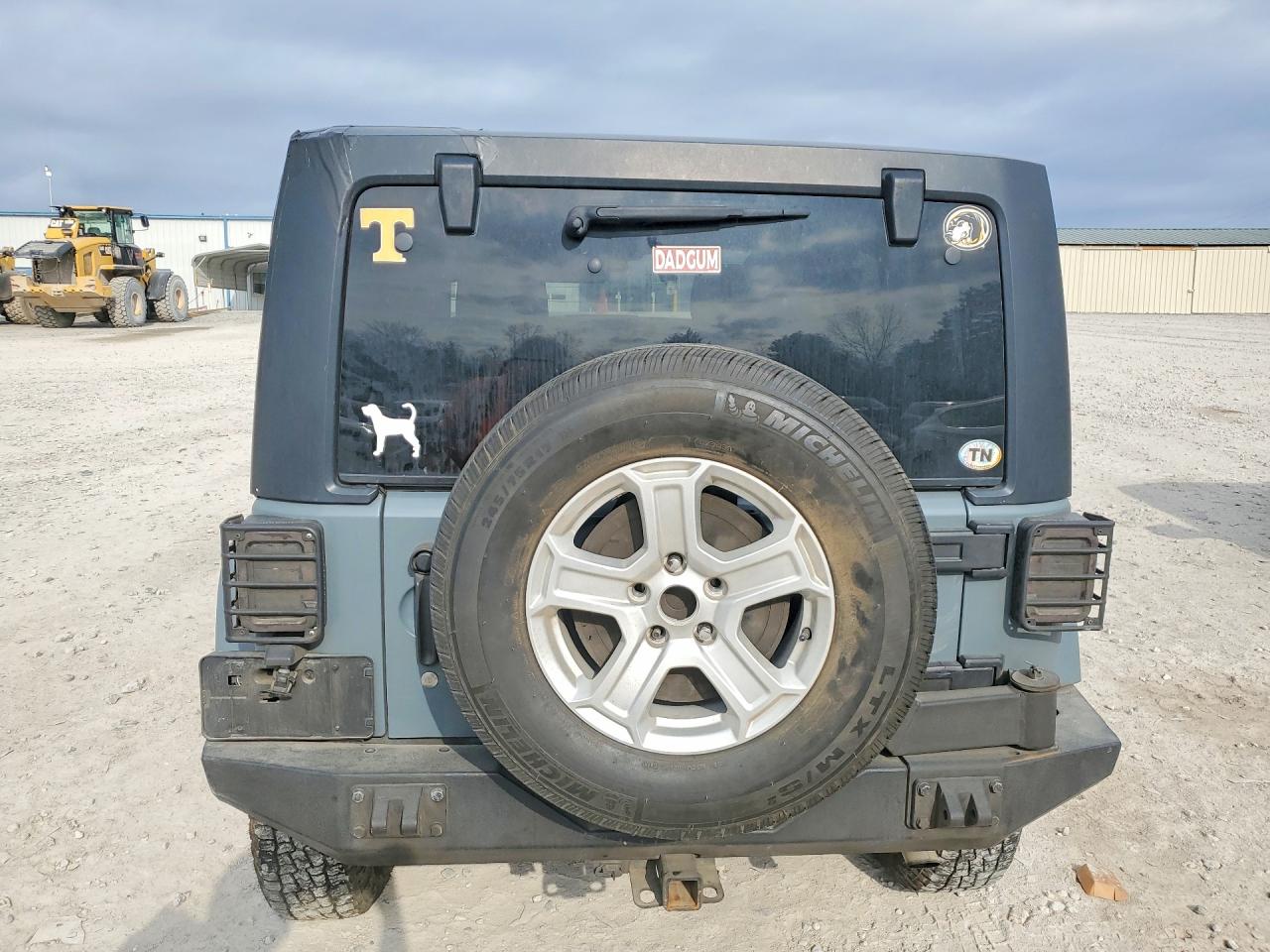 Jeep Wrangler Sahara