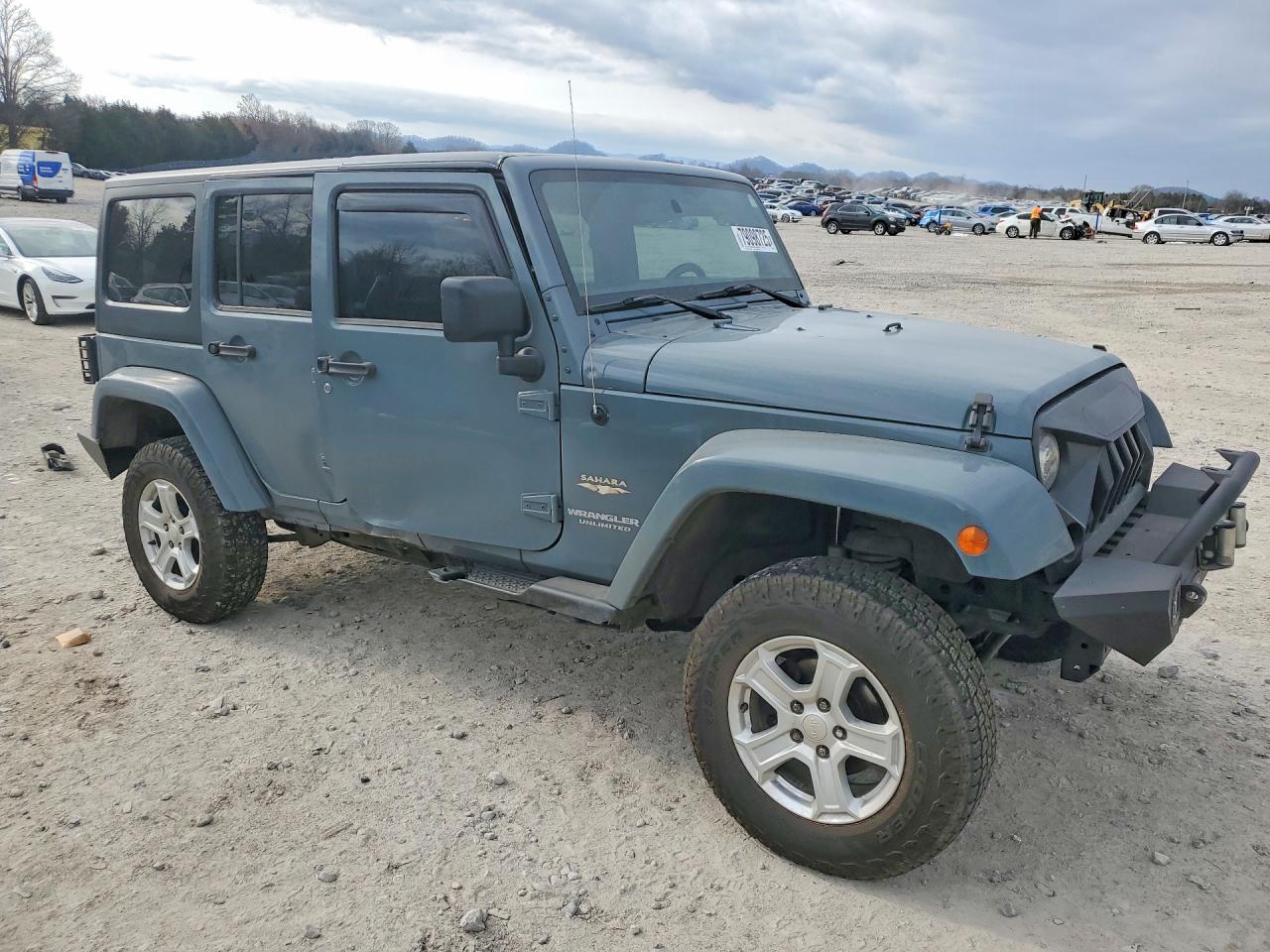Jeep Wrangler Sahara