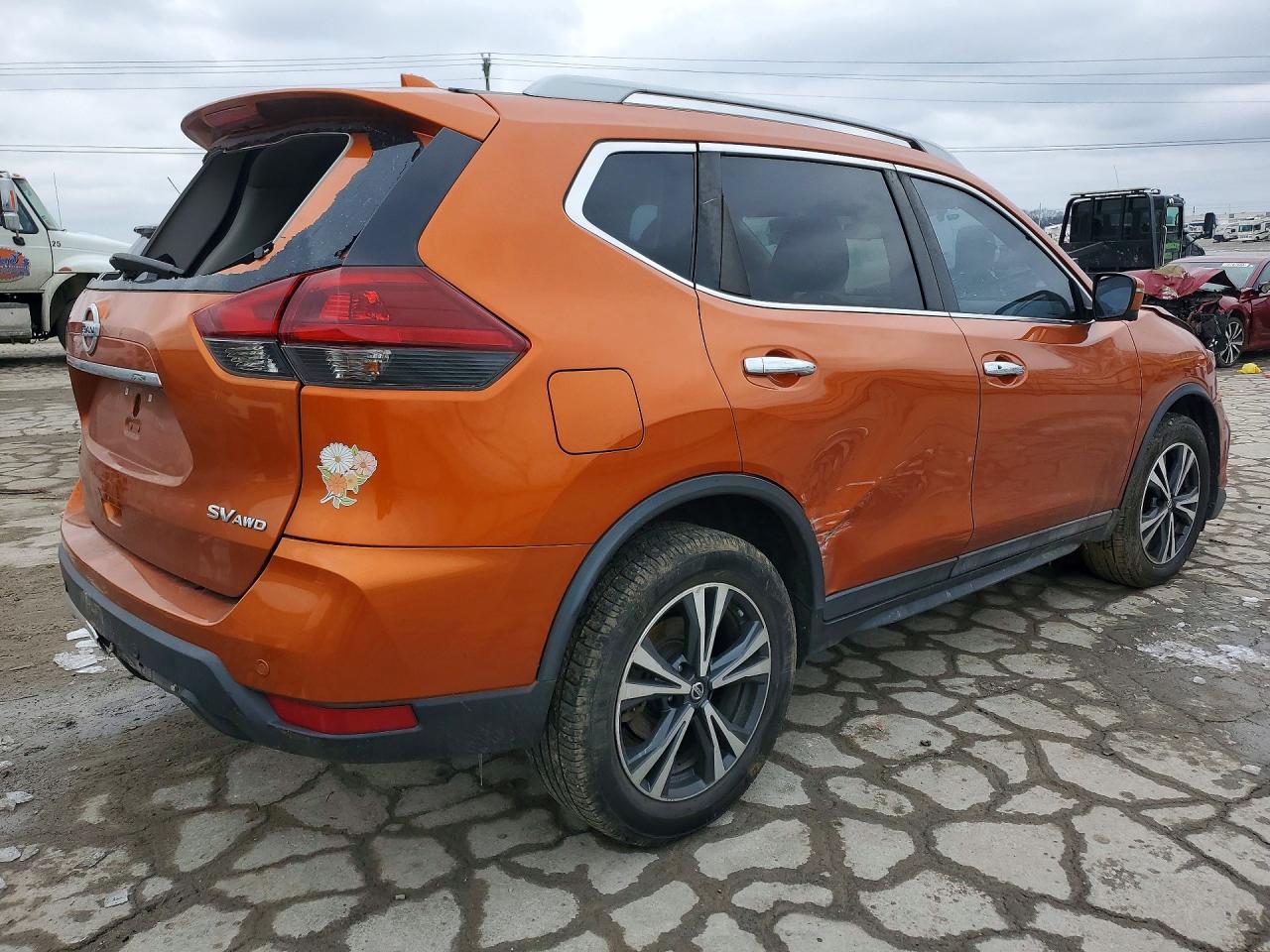 Nissan Rogue S