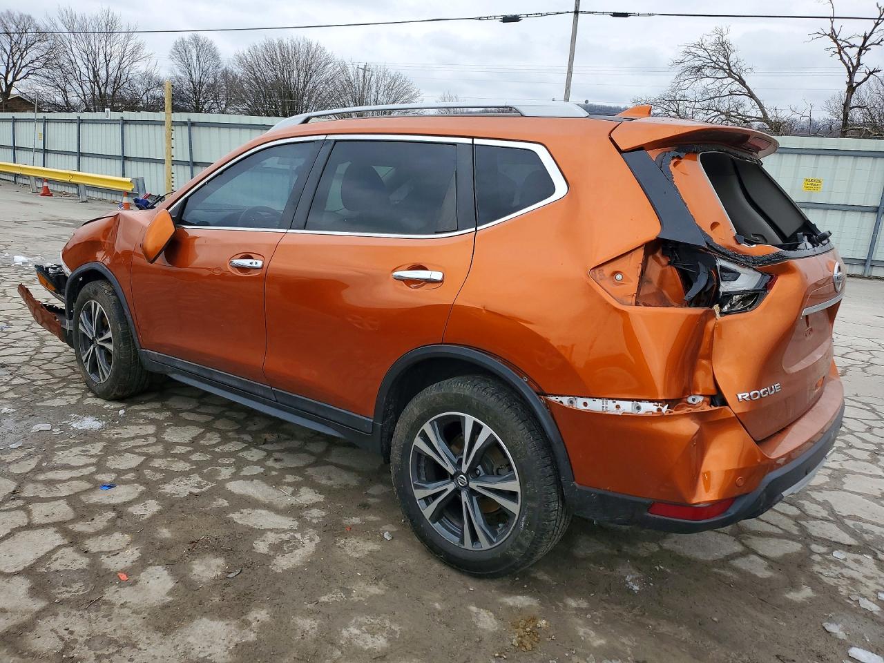 Nissan Rogue S