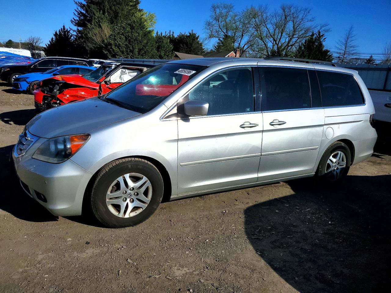 Salvage Honda Odyssey Image